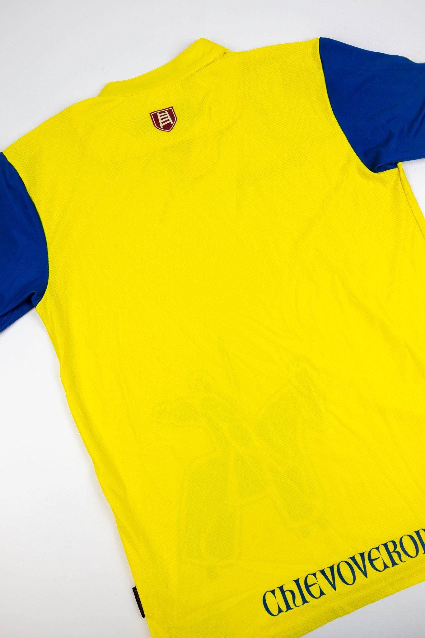 Chievo Verona 2020-21 Football Shirt (Small)