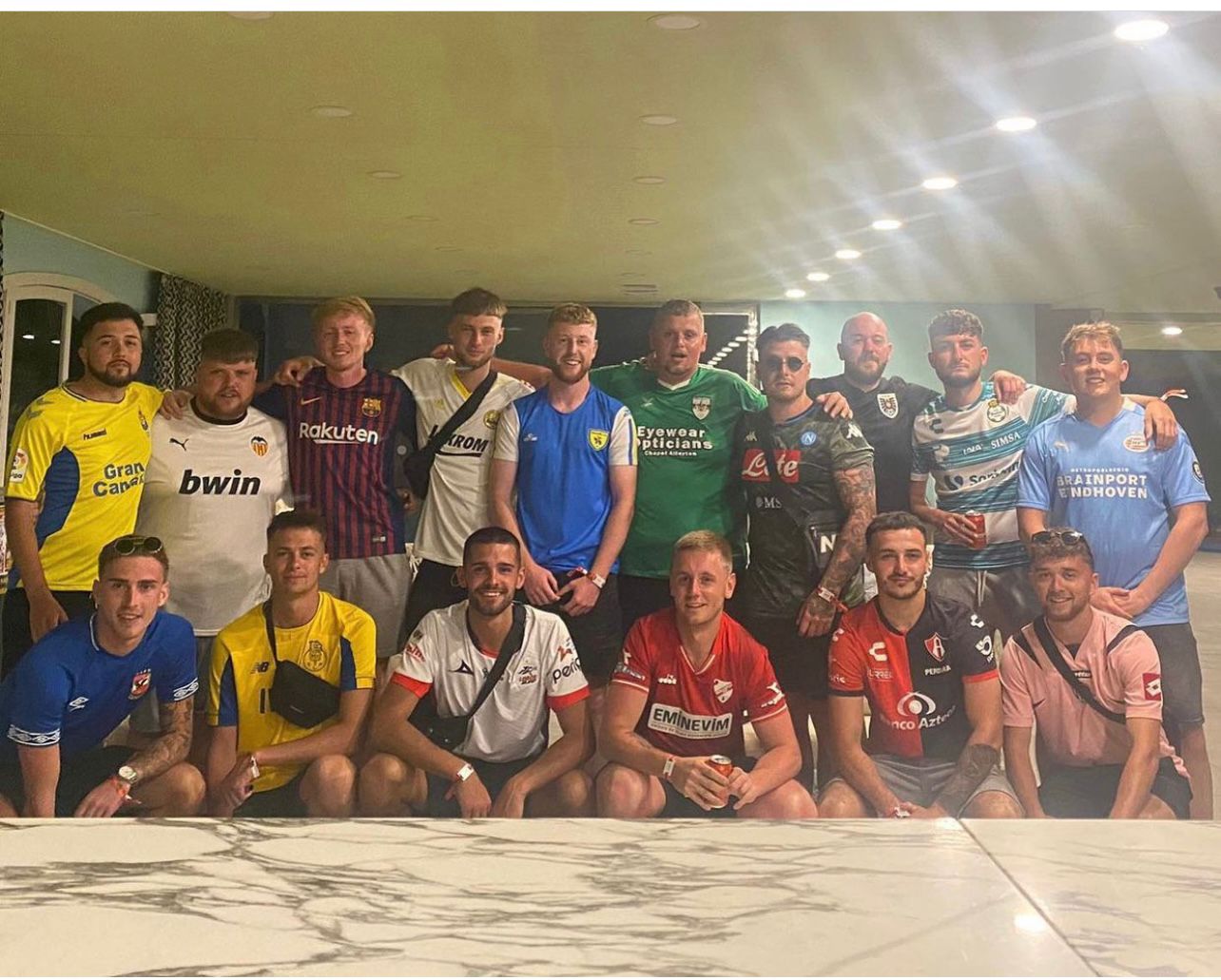 Mystery Football Shirt Share Box (10)