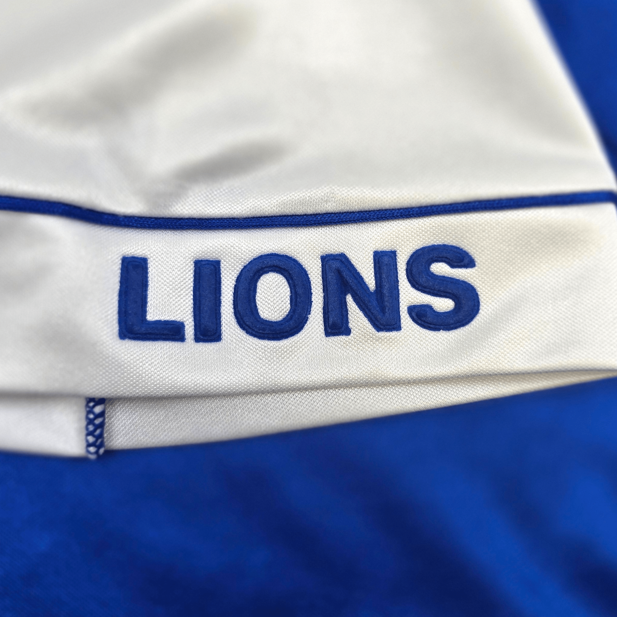 1994-96 Millwall Home Shirt (S) - Official Asics Lions Jersey