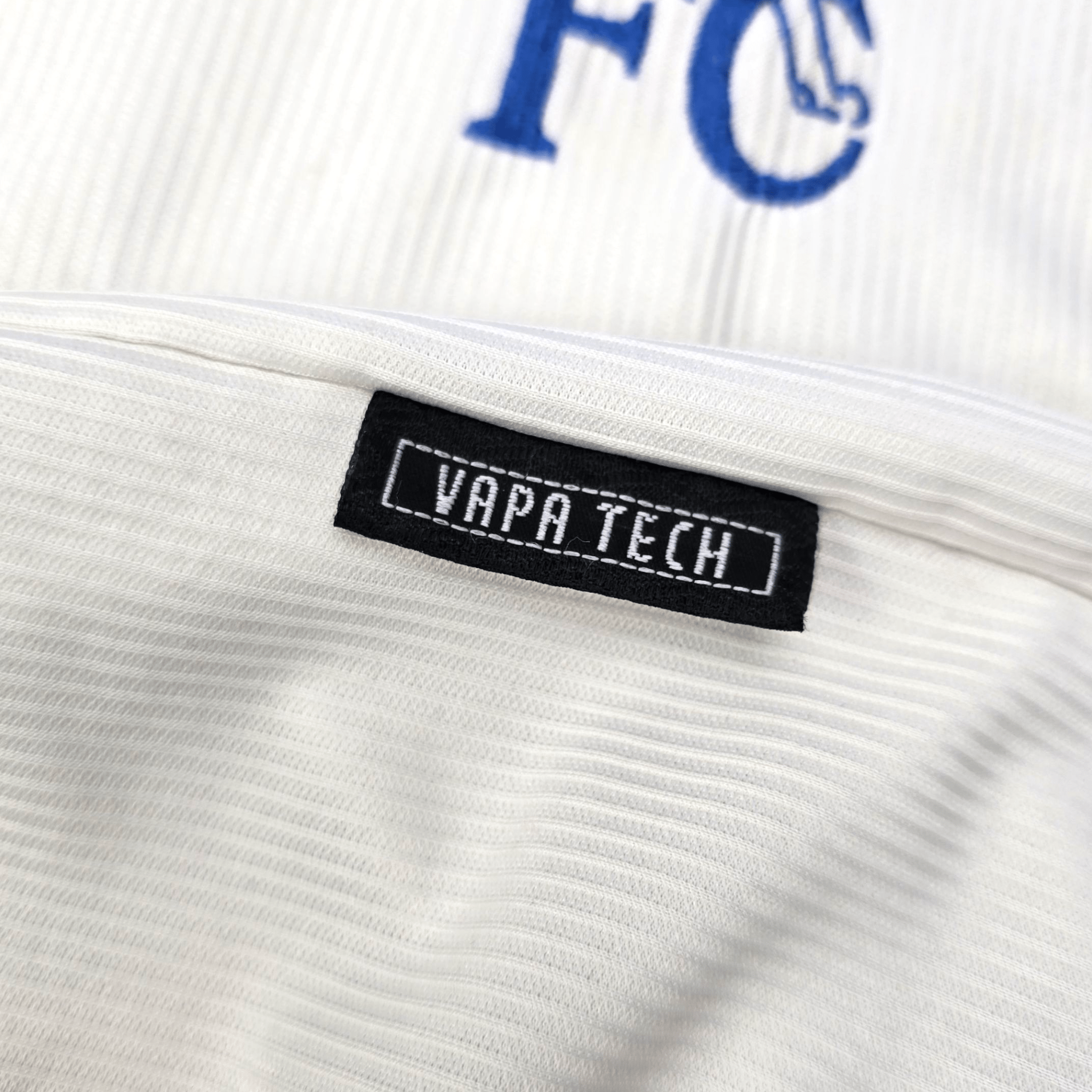 1998/00 Chelsea Away Football Shirt (L) Umbro #25 Zola