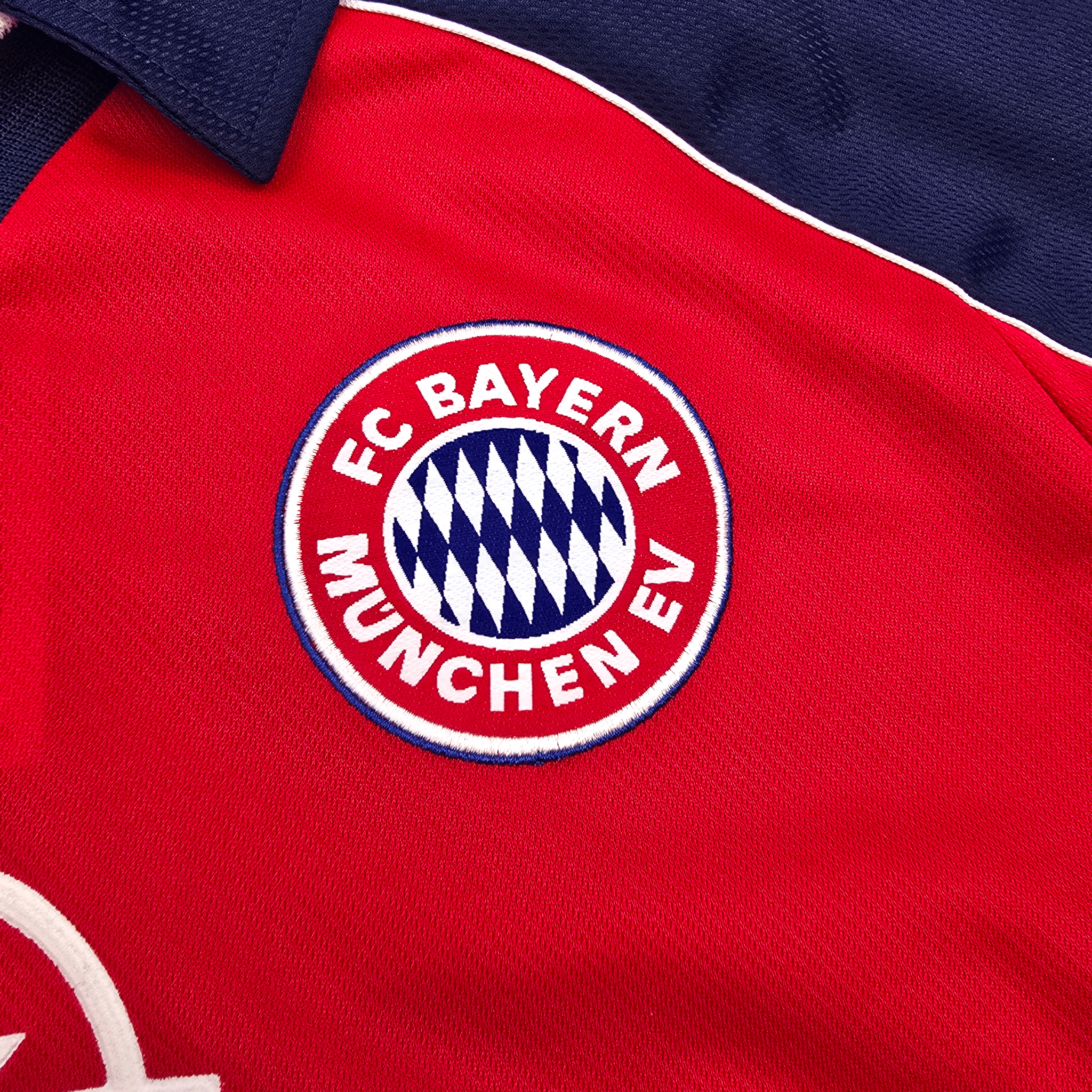 1999-01 Bayern Munich Home Shirt (L) Adidas - Effenberg #11