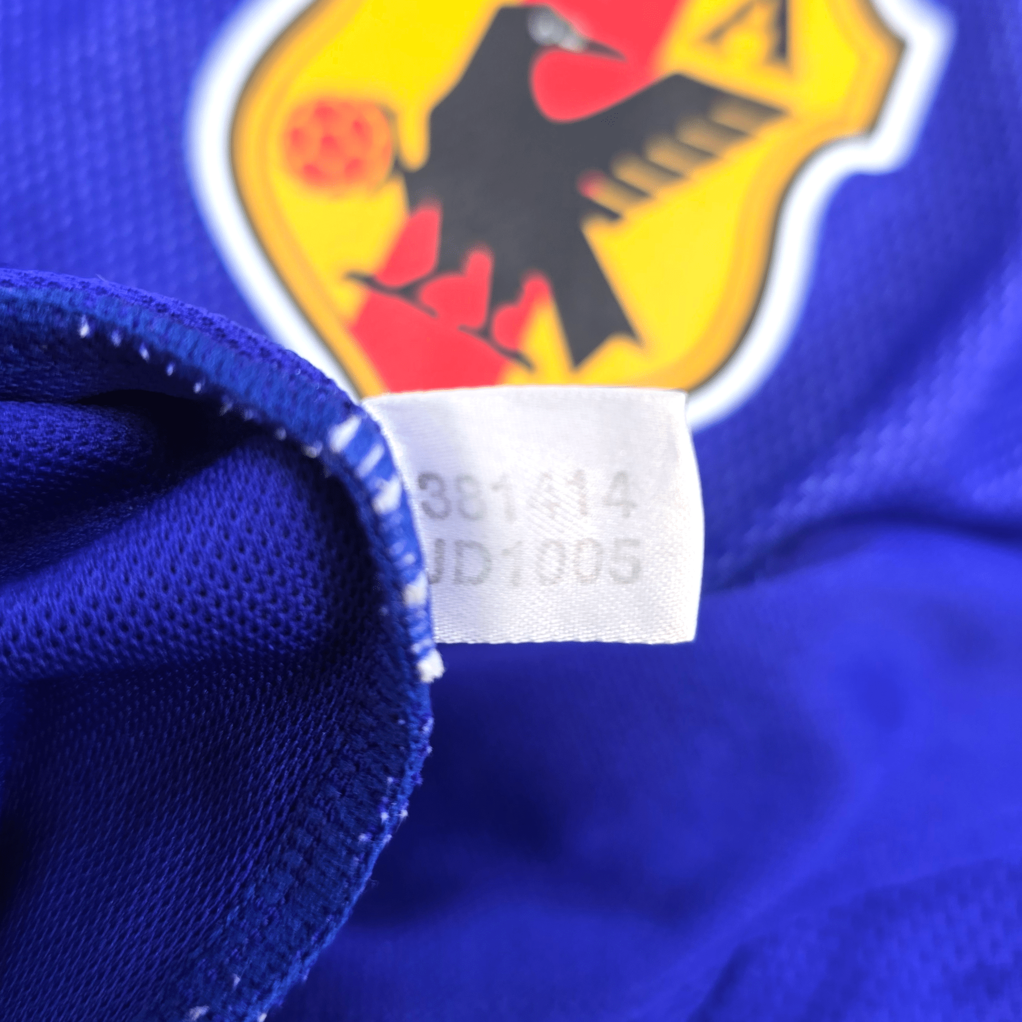 2002-04 Japan Home Shirt (L) Adidas #9 Nishizawa - World Cup Era