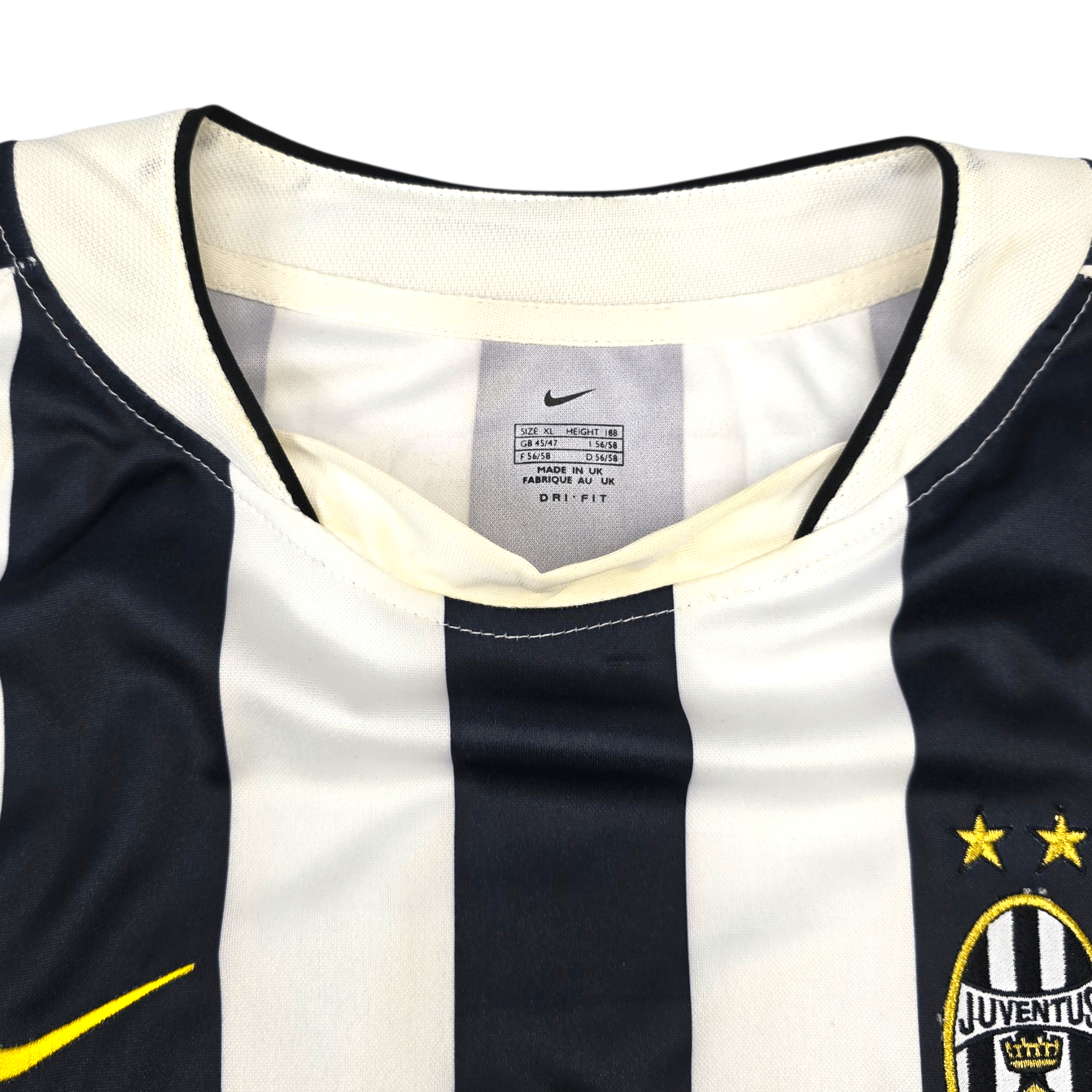 2003/04 Juventus Home Football Shirt (XL) Nike #17 Trezeguet (EUROPEAN)