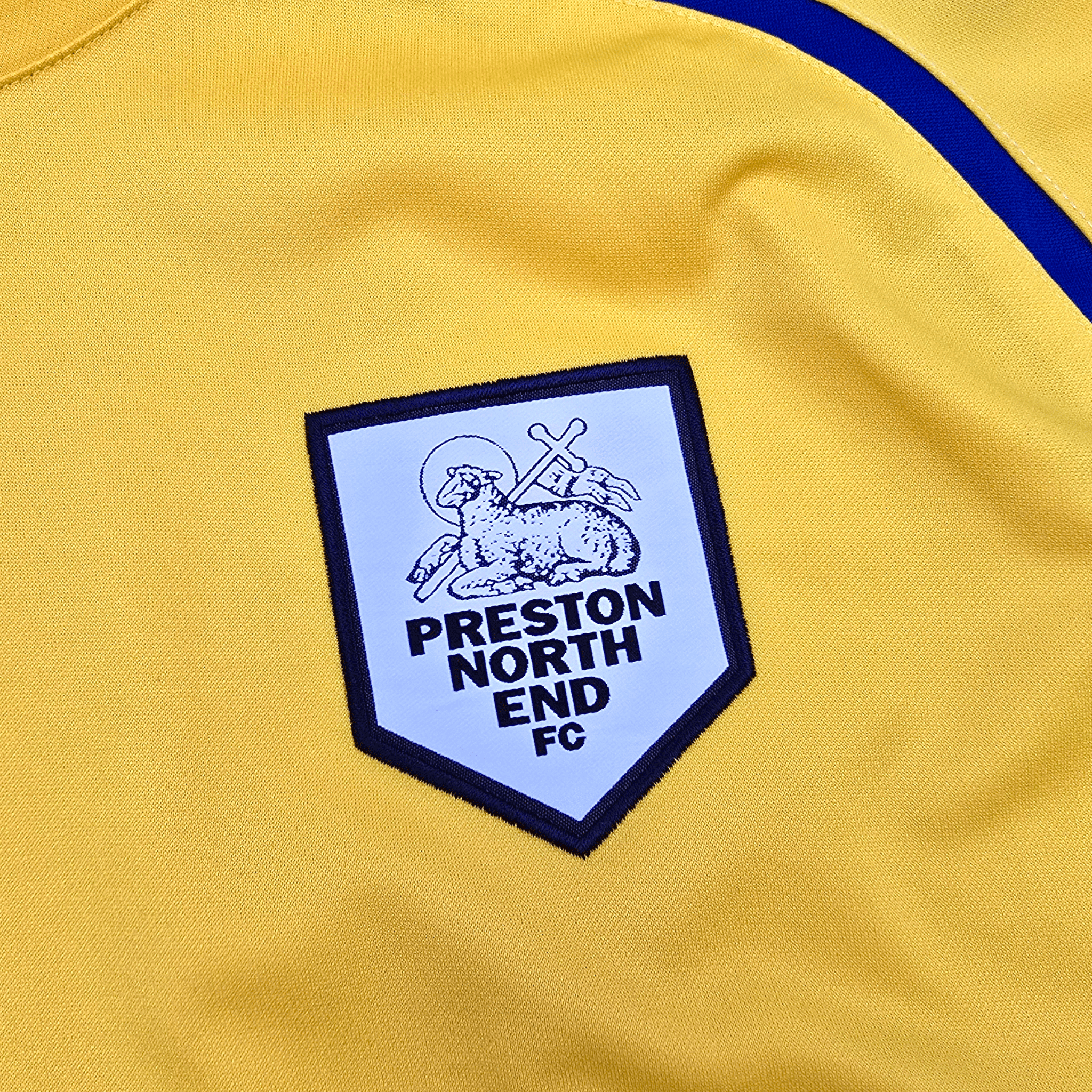 2010/11 Preston North End Away Shirt (L) - Official Puma