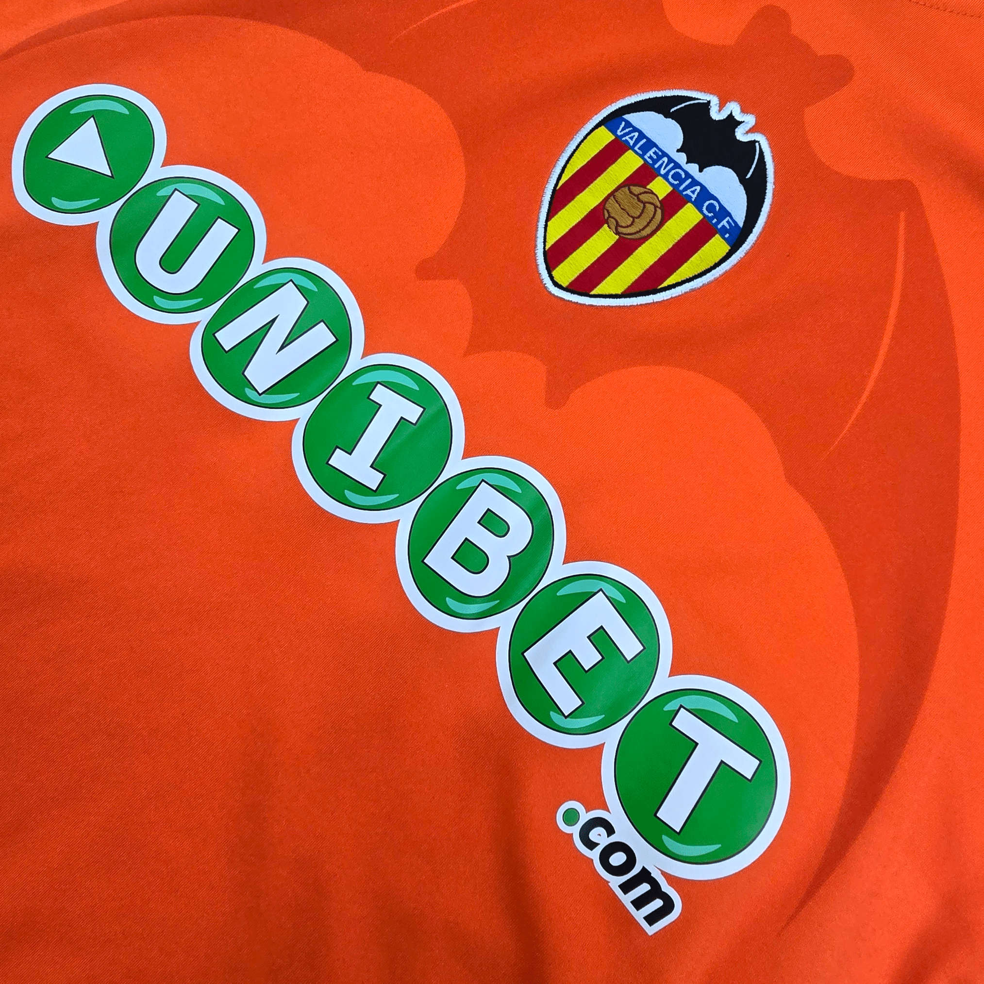 Valencia CF 2010/11 Away Shirt (L) Kappa - Juan Mata #10