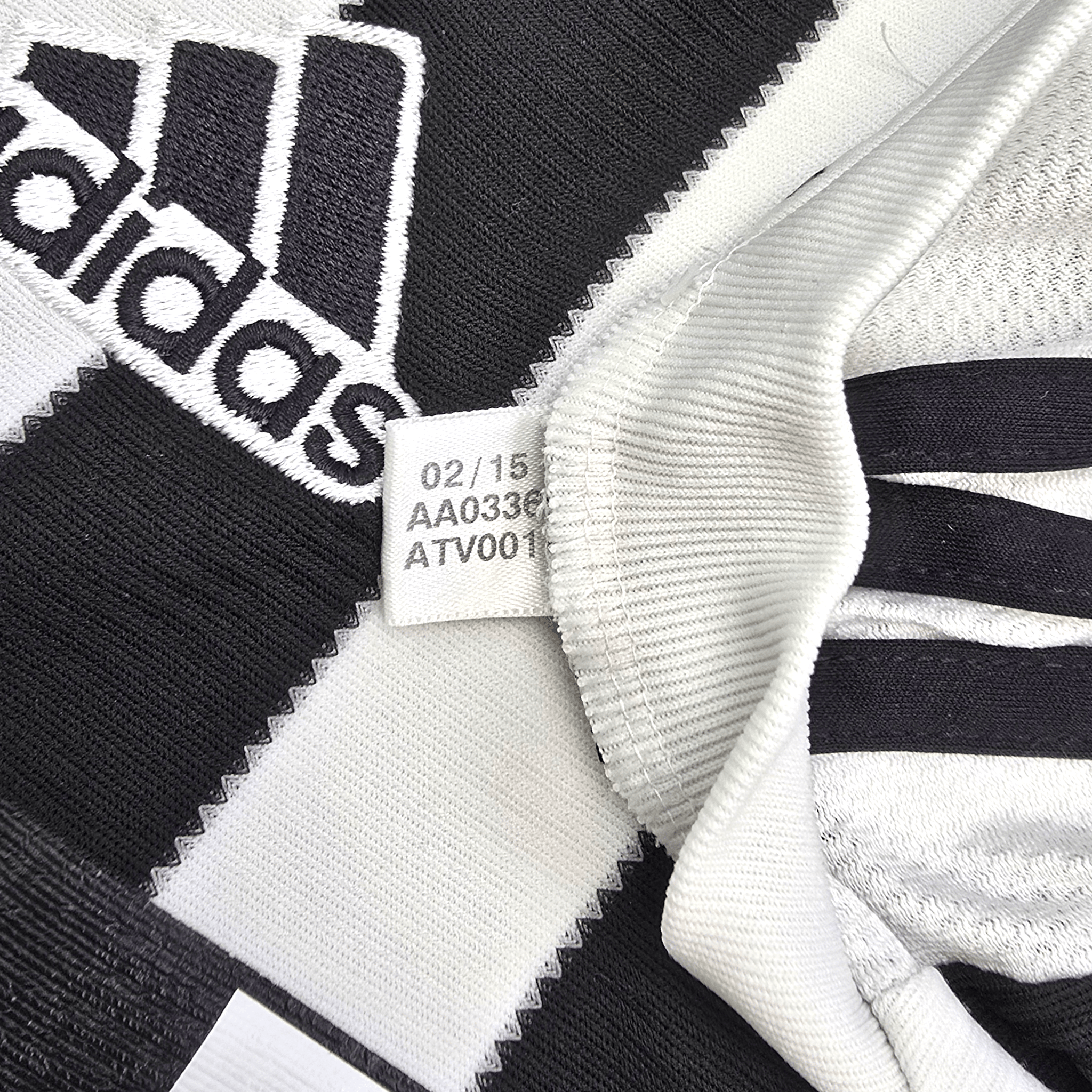 2013/14 Juventus Home Football Shirt (S) Nike #6 Khedira
