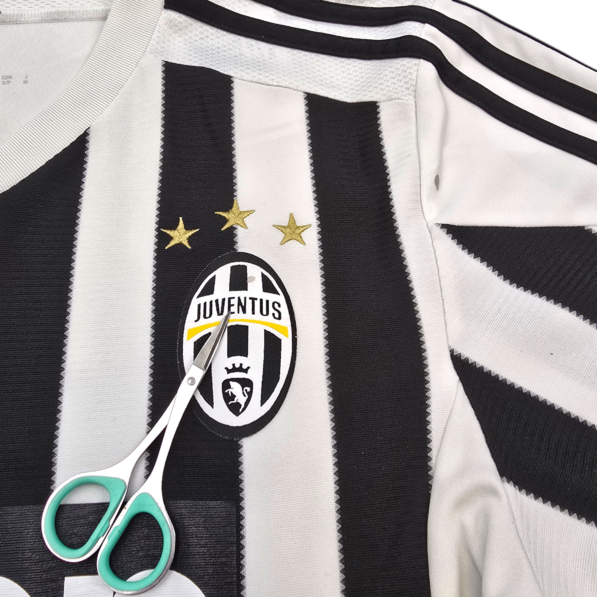 2013/14 Juventus Home Football Shirt (S) Nike #6 Khedira