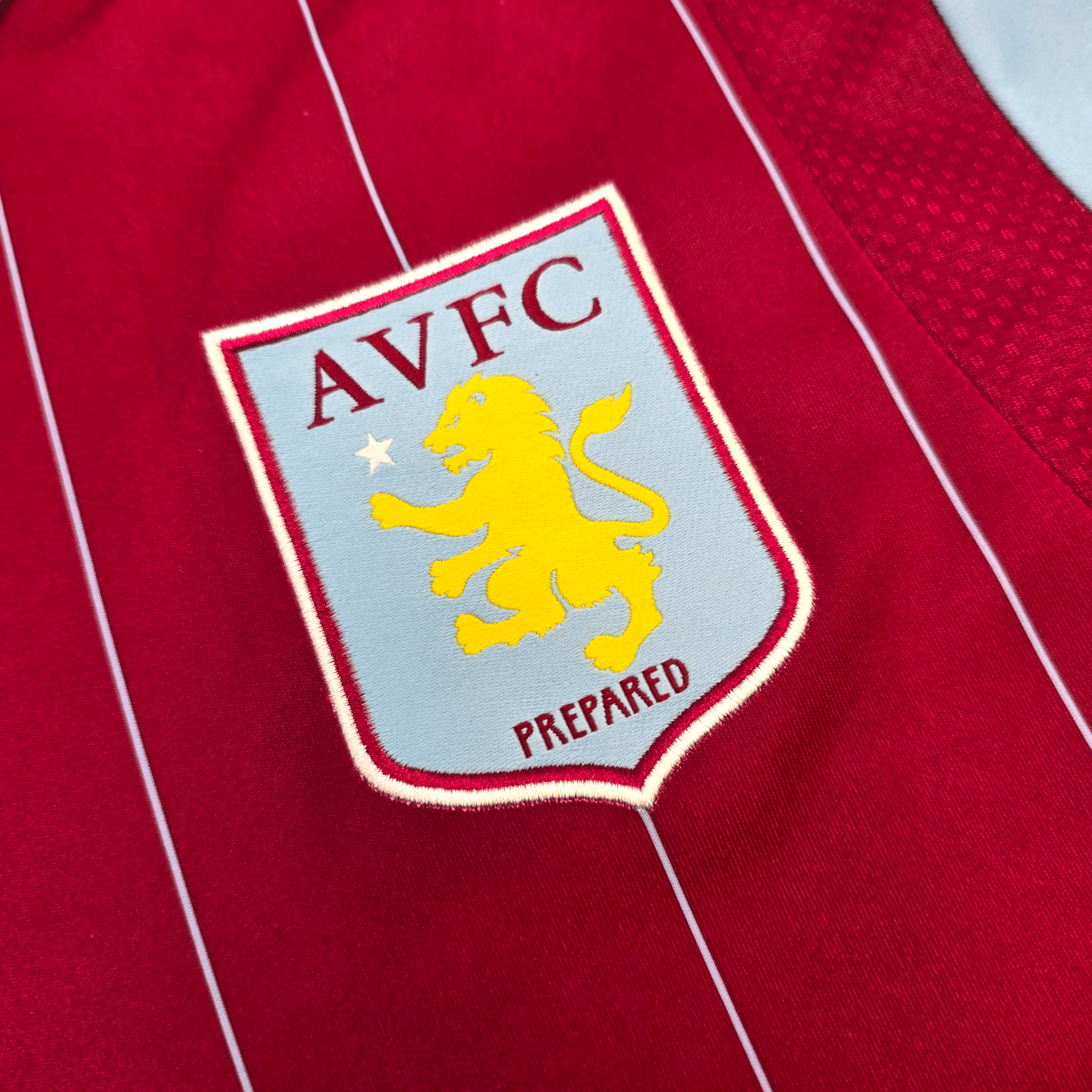 2014/15 Aston Villa Home Shirt (XL) Macron #20 Benteke - Official Original