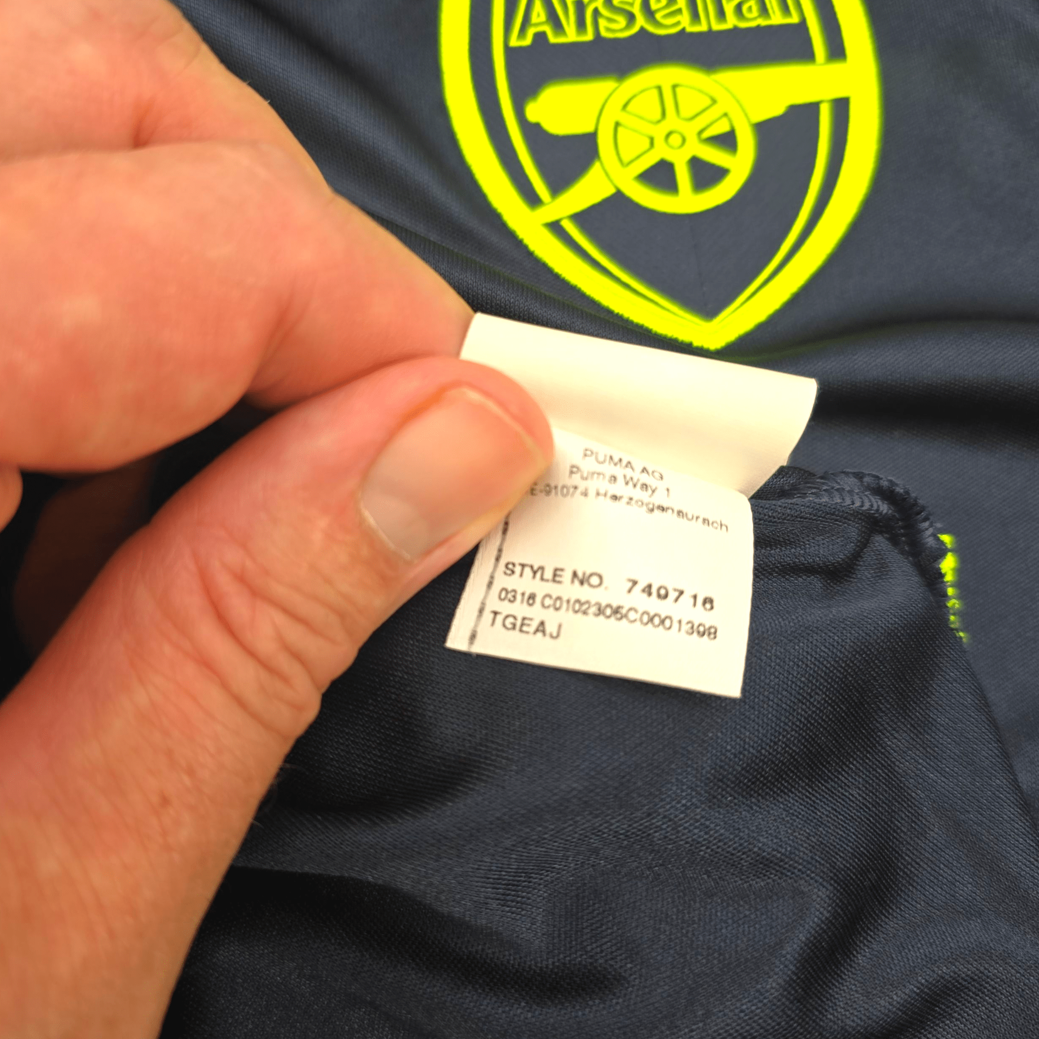 2016/17 Arsenal Third Football Shirt (L) Puma #14 Walcott