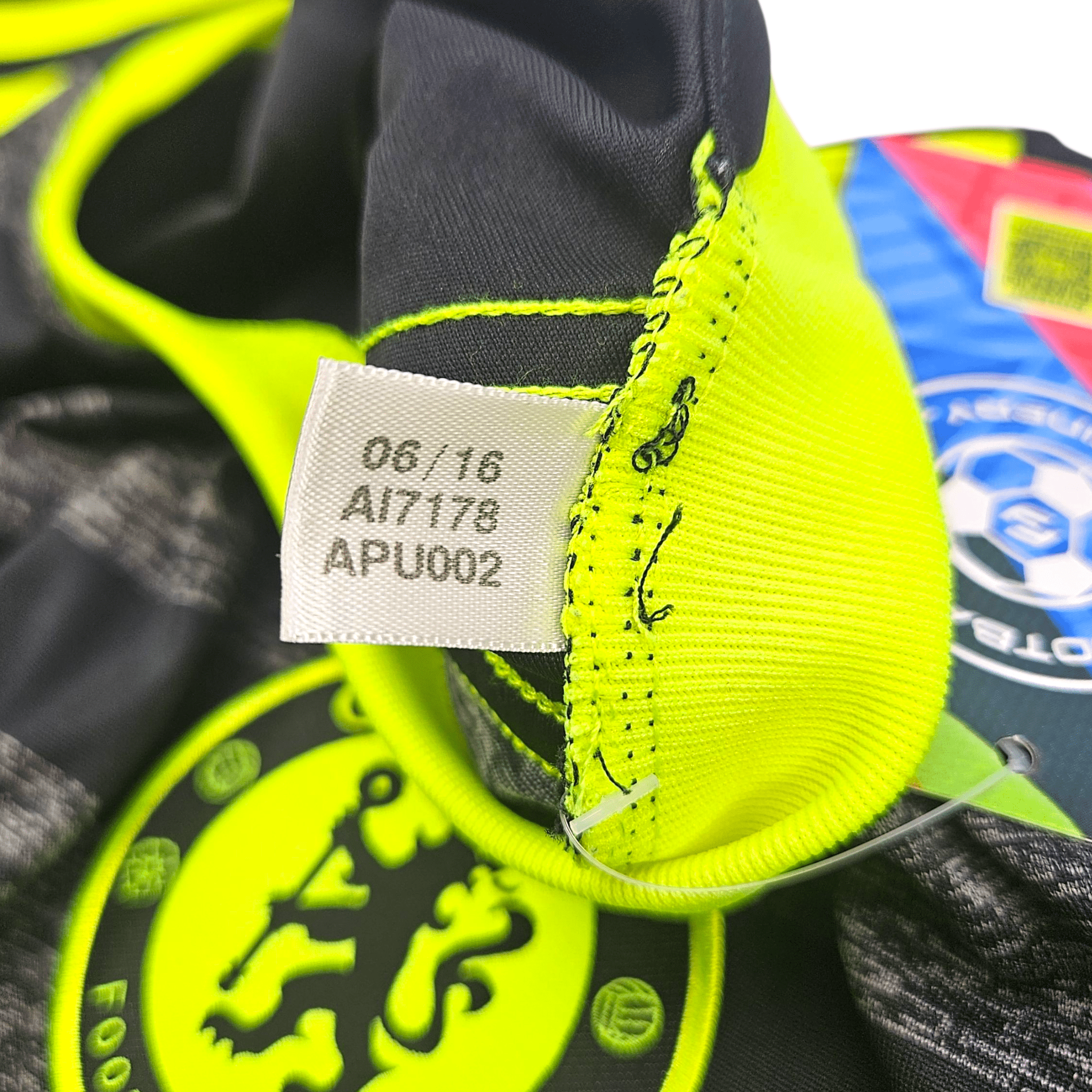 2016/17 Chelsea Away Football Shirt (M) Adidas #19 Diego Costa