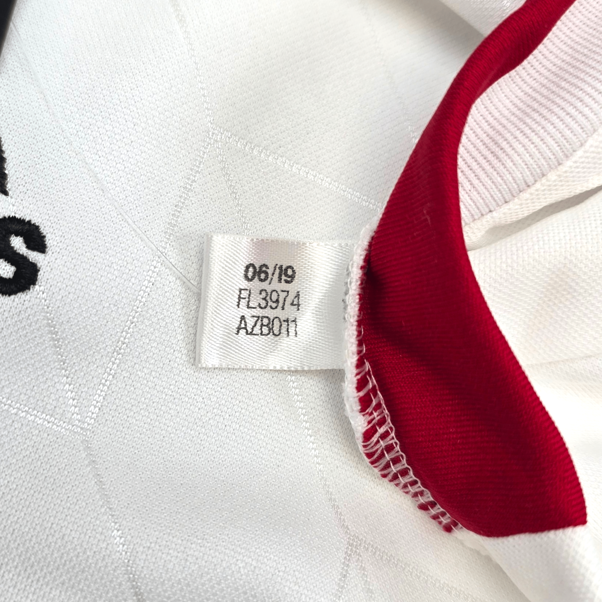 2019/20 Fulham Home Shirt (2XL) Adidas #9 Mitrović - Brand New With Tags