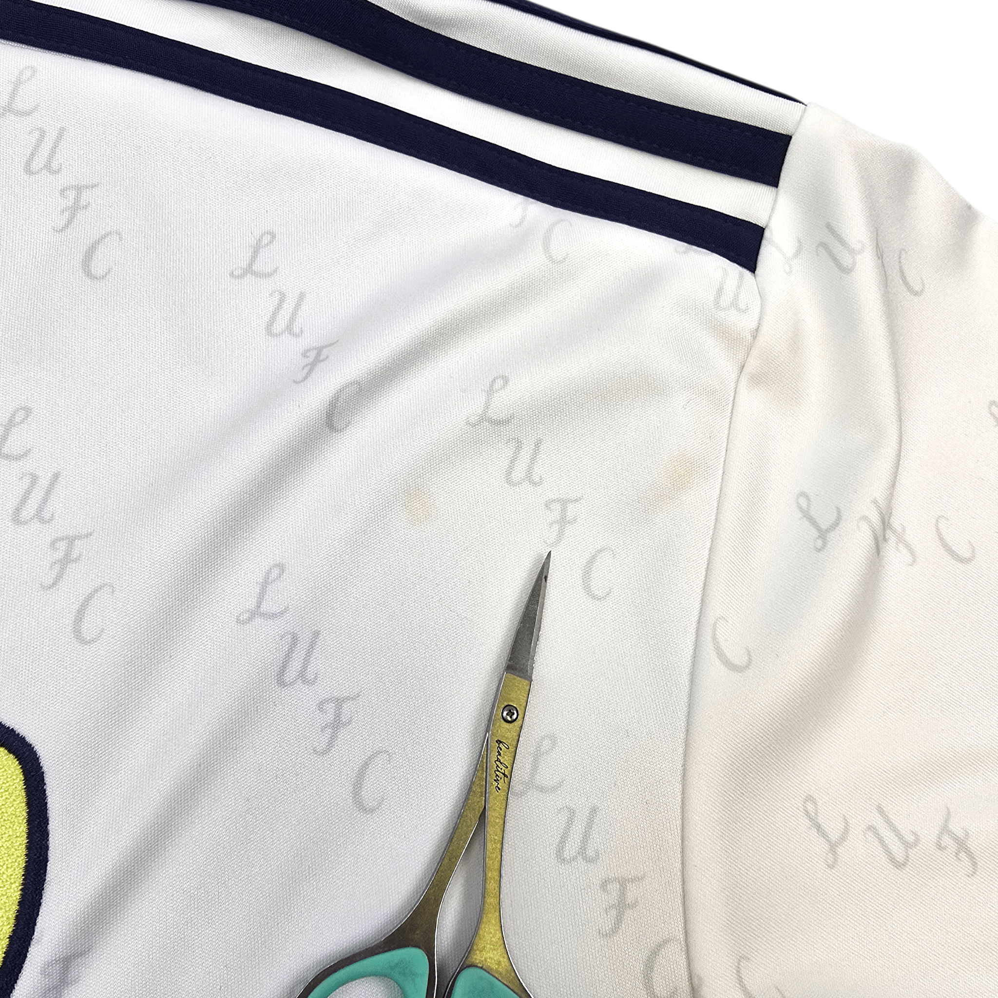 Leeds United 2022/23 Home Shirt XL - Aaronson #7 - Adidas Original