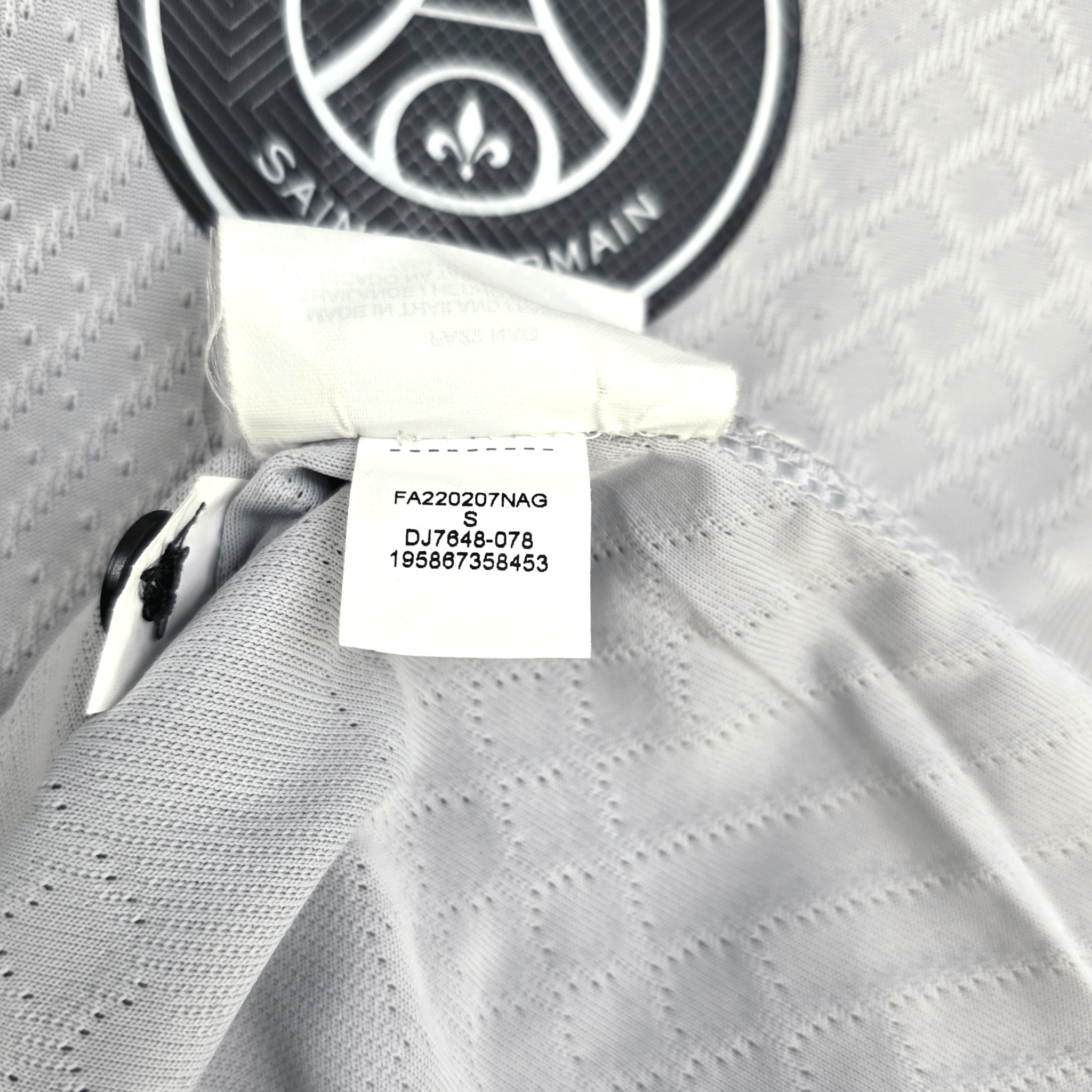 2022/23 PSG Away Football Shirt (S) Nike #10 Neymar Jr (Verdy) Player Version