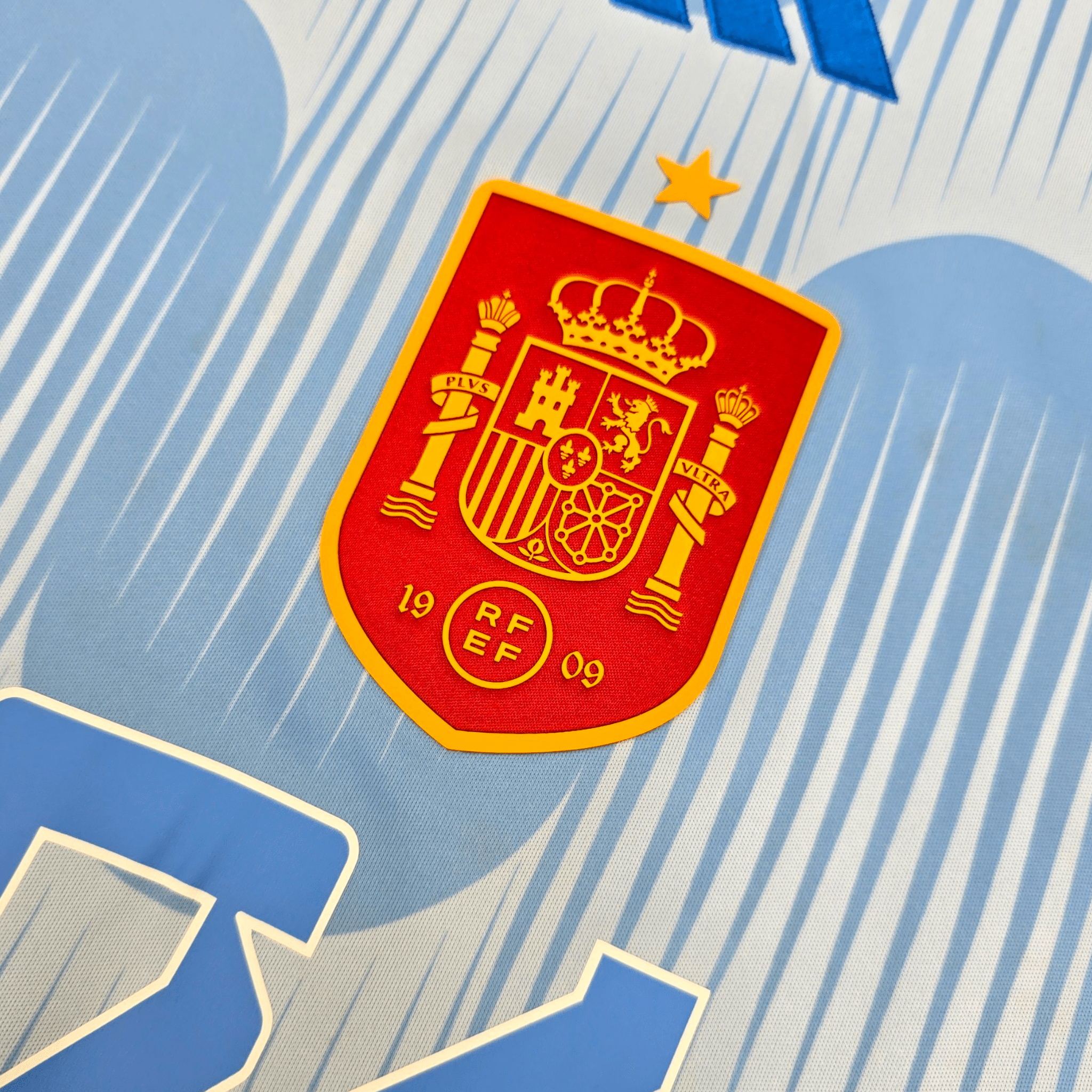 2022/23 Spain Away Football Shirt (L) Adidas #26 Pedri