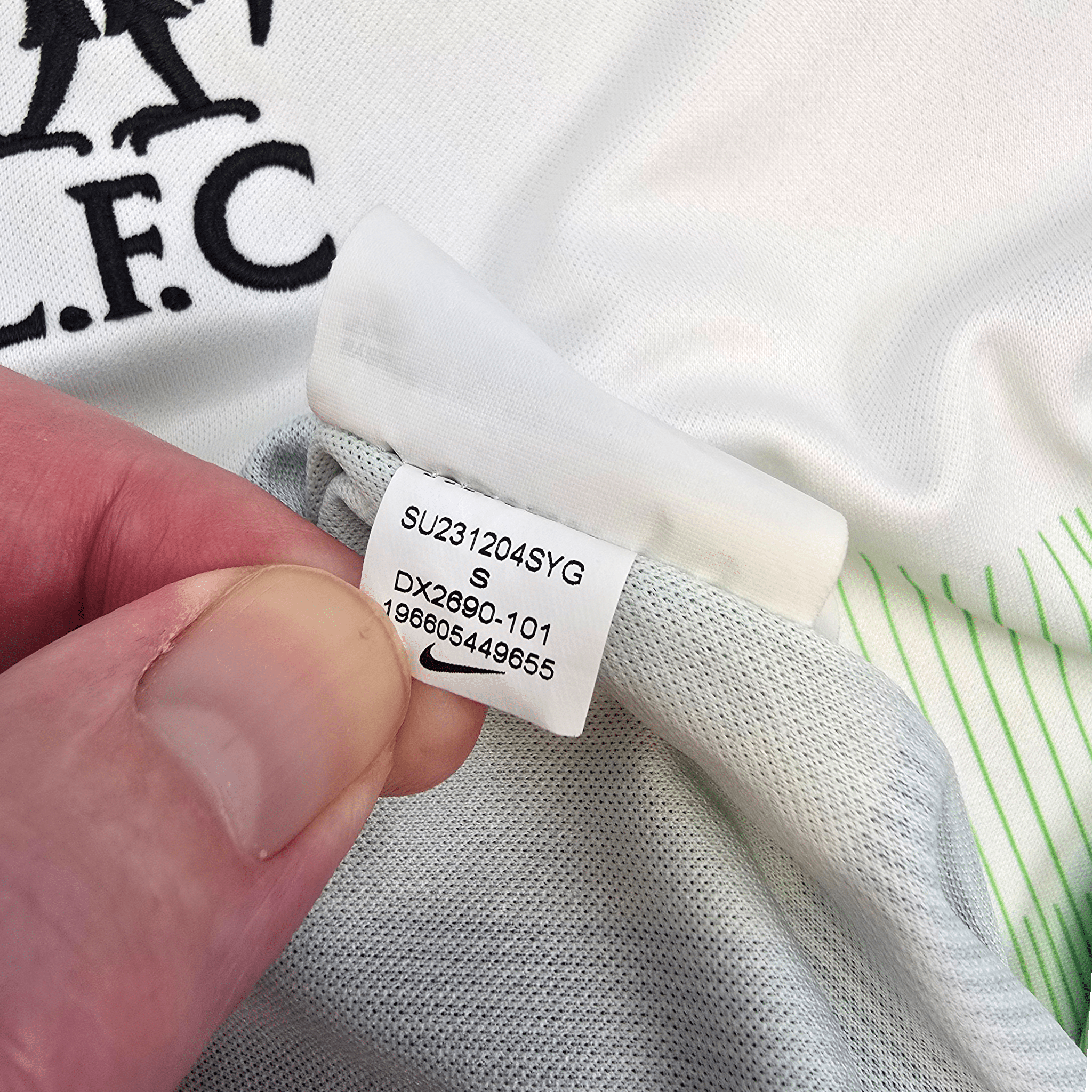 2023/24 Liverpool Away Shirt (S) Nike #9 Darwin Núñez