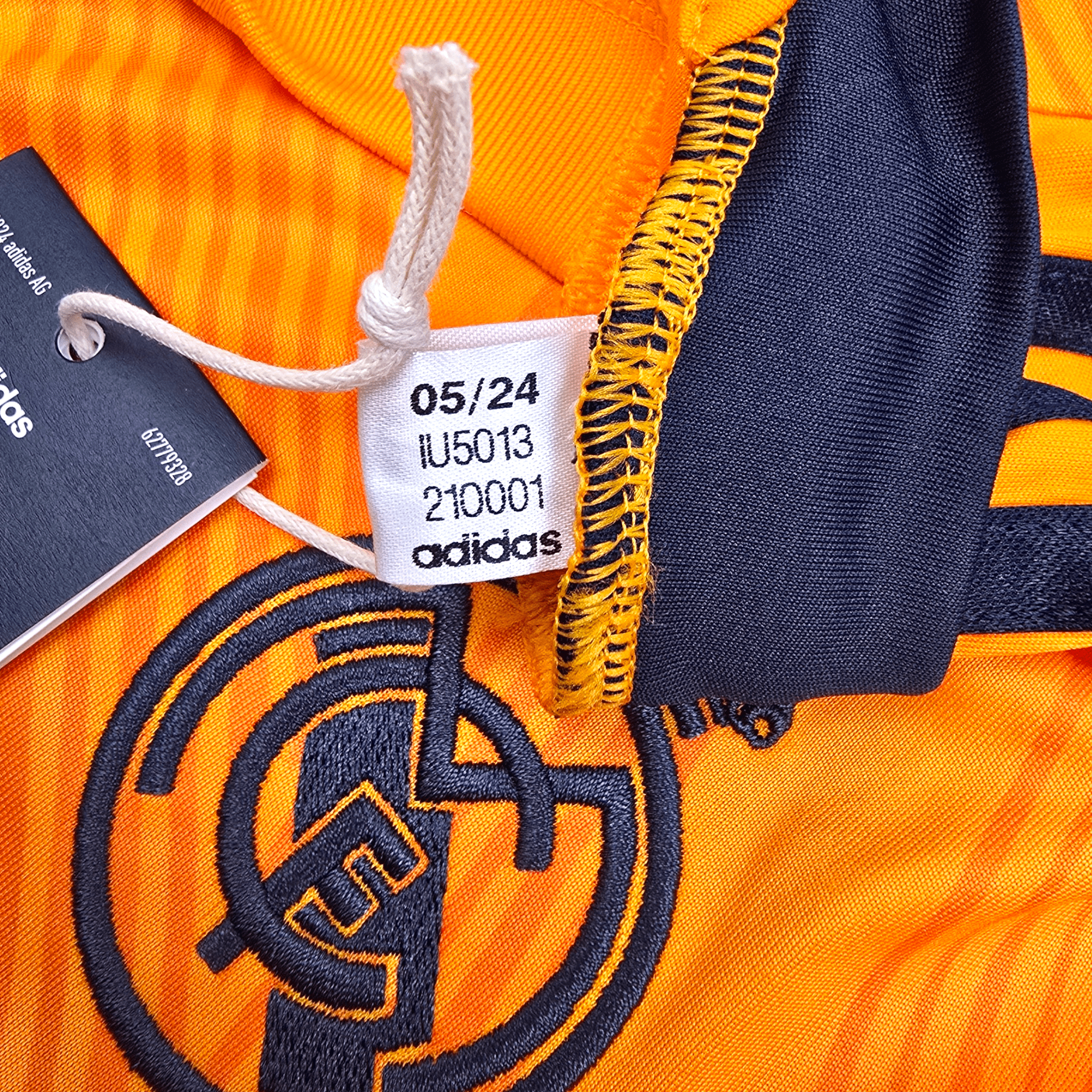 2024/25 Real Madrid Away Shirt (L) Adidas #9 Mbappé (BNWTs)