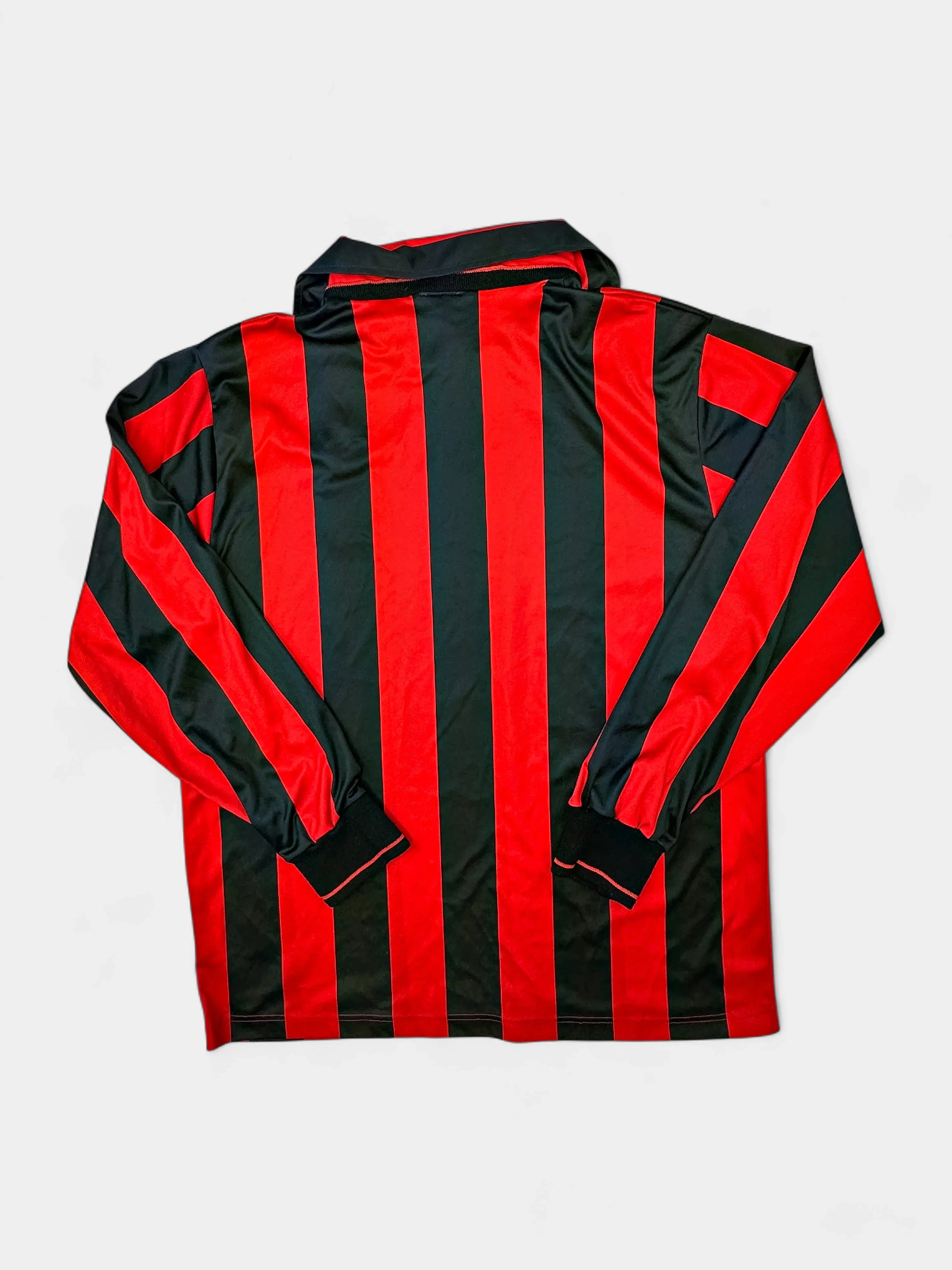 AC Milan 1992-93 football shirt (large)
