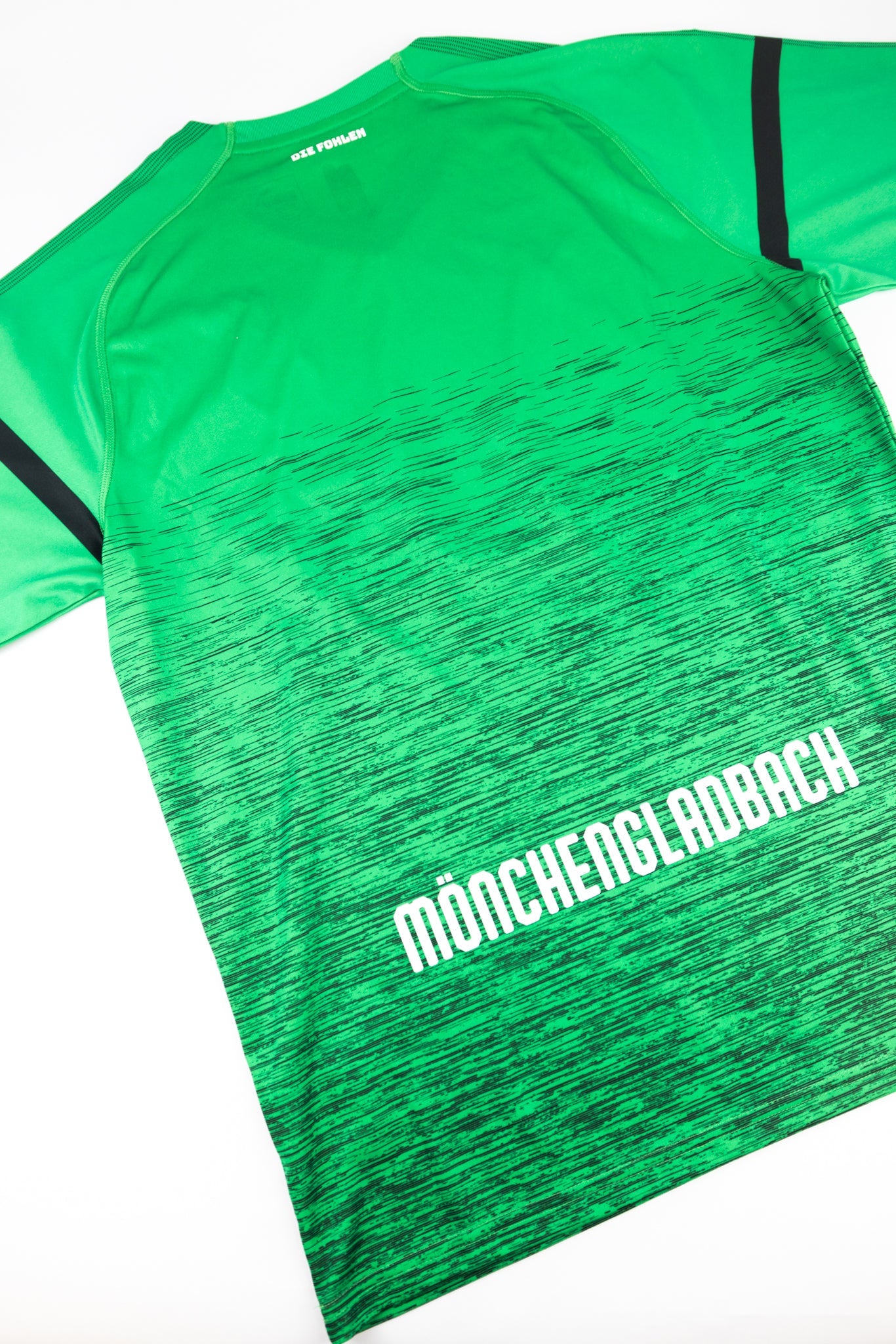 Borussia Monchengladbach 2018-19 Football Shirt (Large)