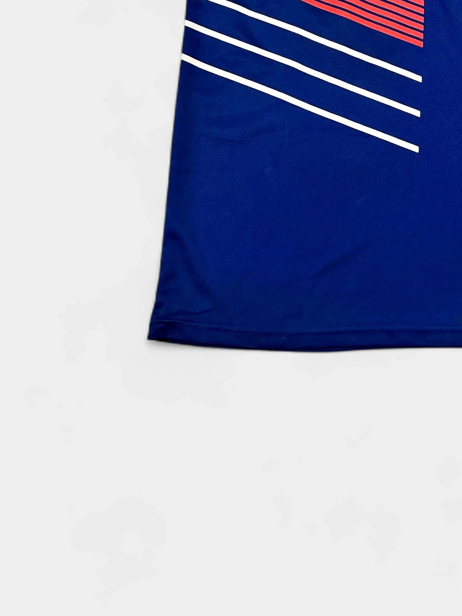 France 2009-10 Football Shirt (Large)