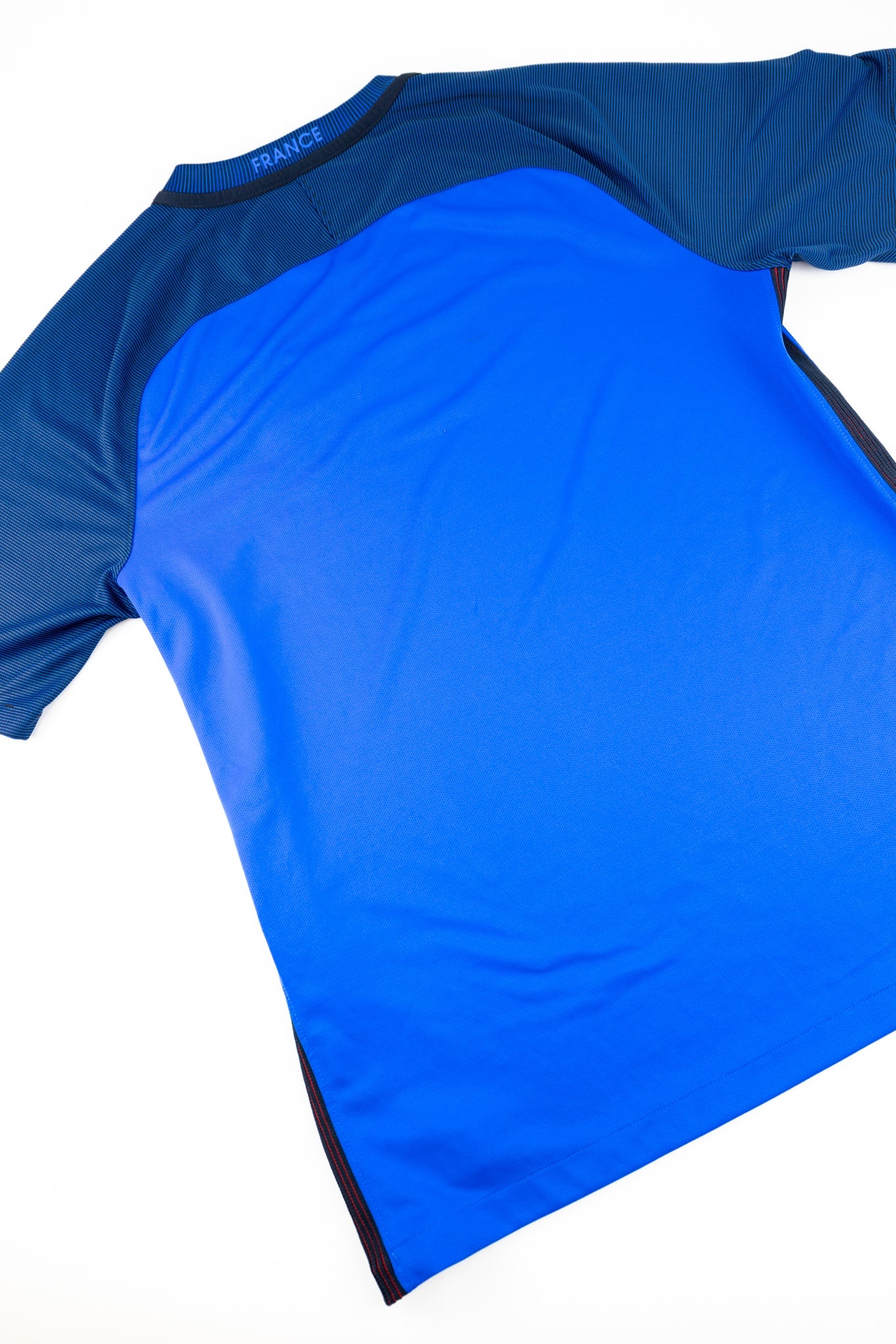 France 2016-17 Football Shirt (Medium)