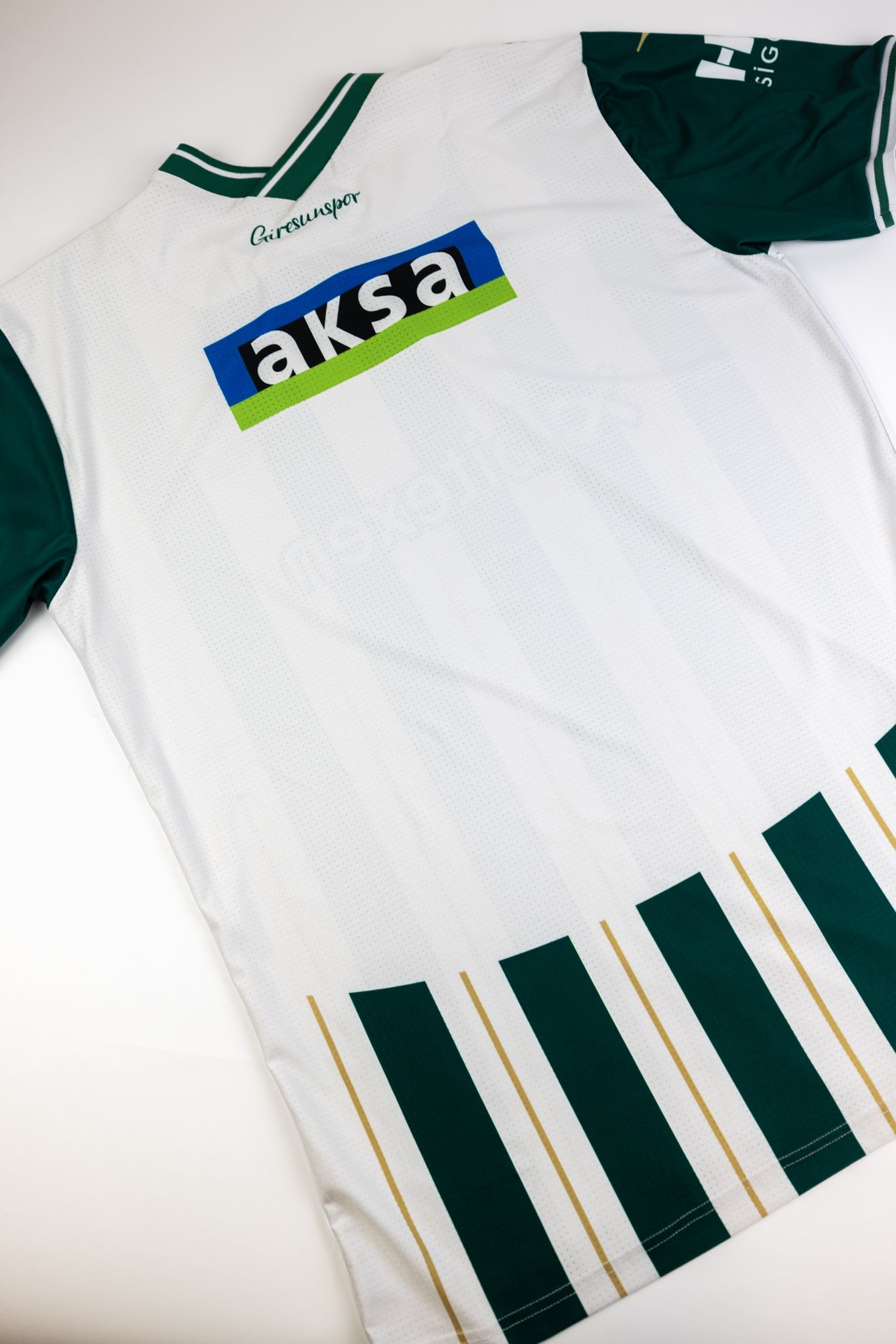 Giresunspor 2022-23 Football Shirt (XL)