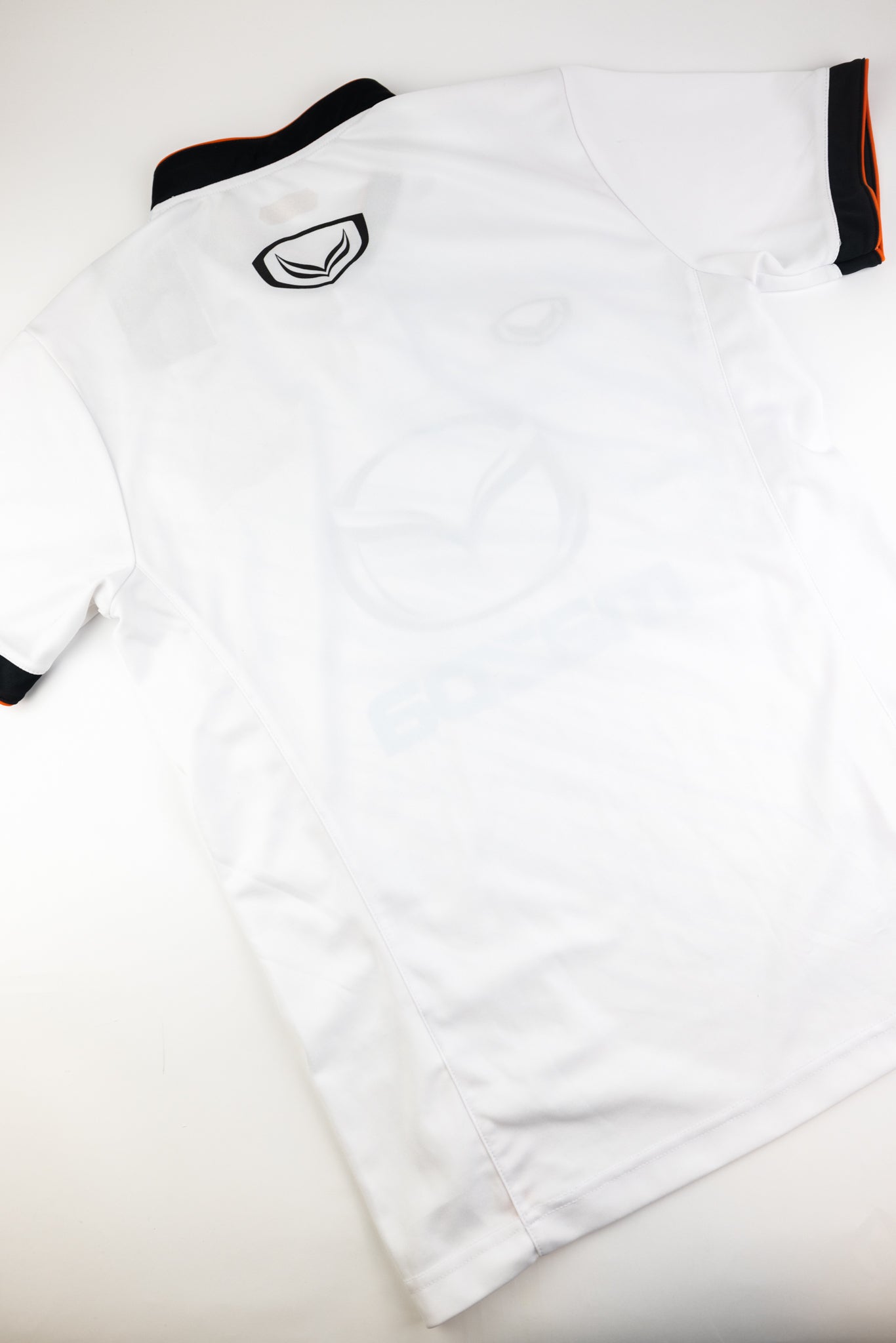 Nakhon Ratchasima 2015 Football Shirt (Medium)