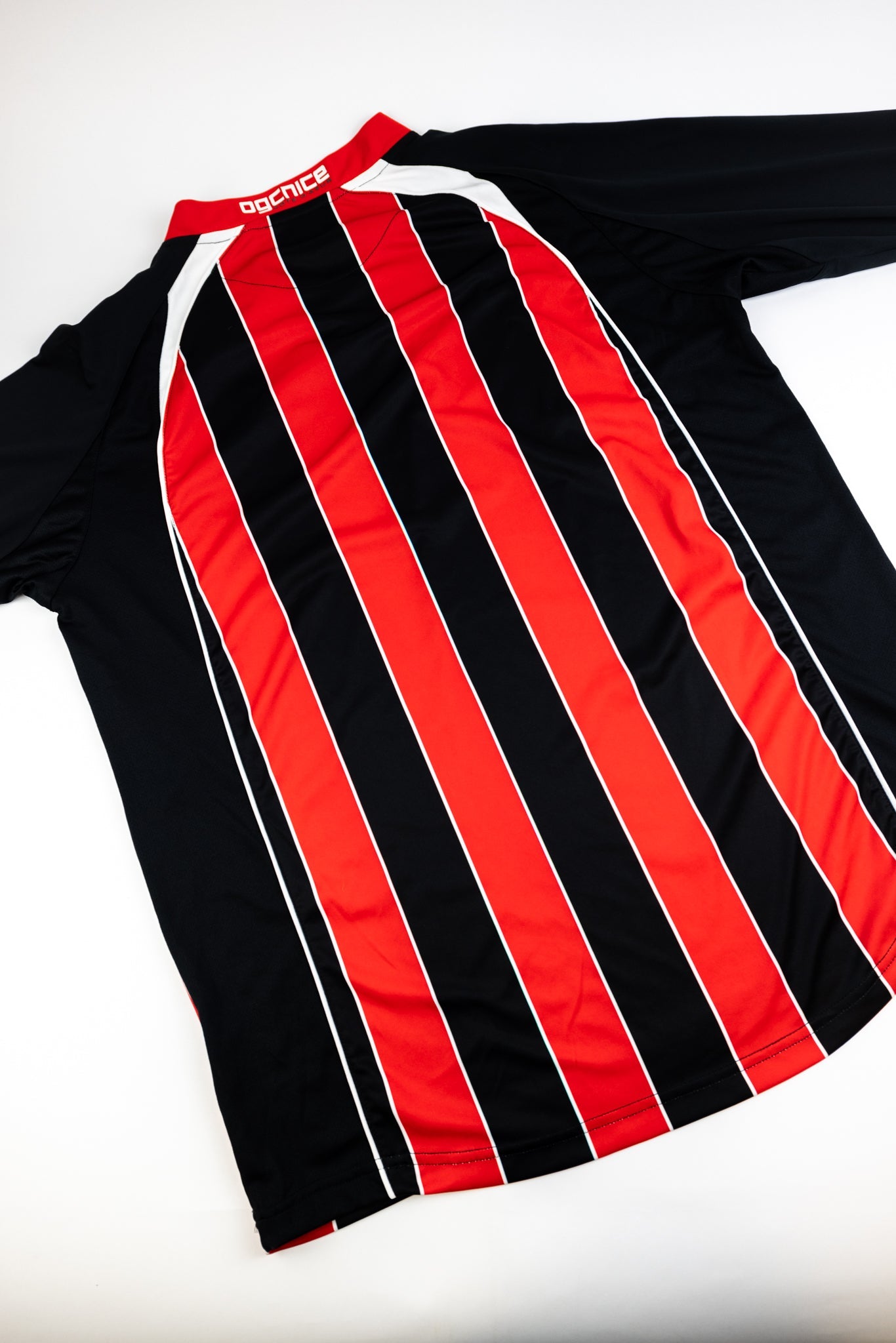 OGC Nice 2011-12 Football Shirt (Large)