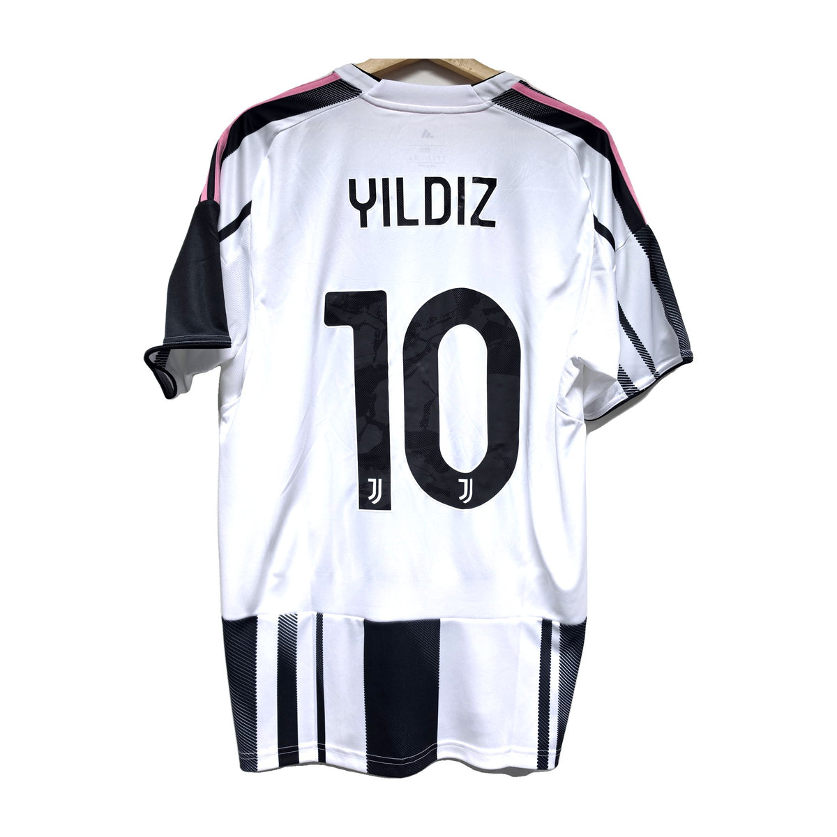 Juventus 2025/26 home shirt, back with Yildiz 10 print
