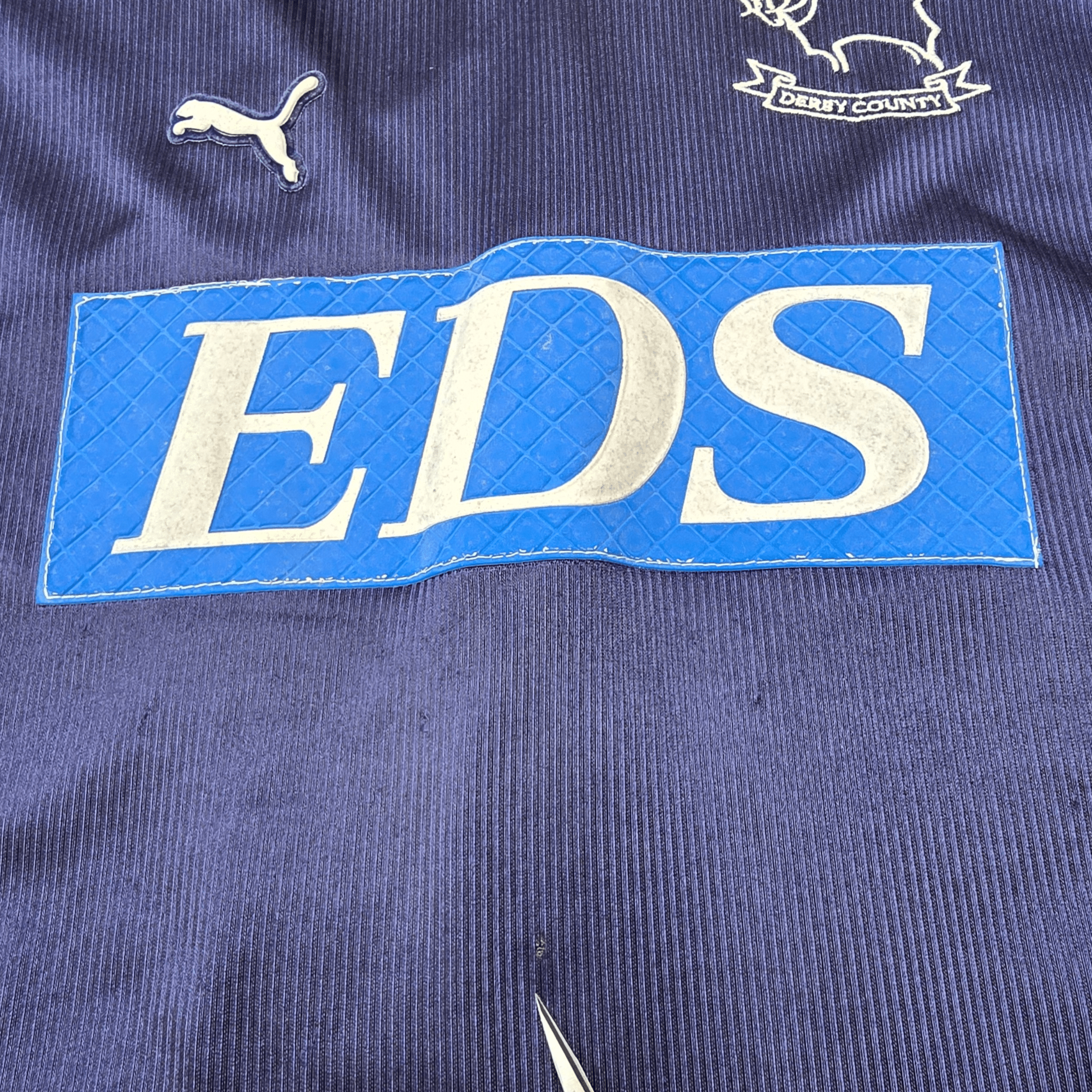 1999/01 Derby County Away Shirt (S) Puma #10 Kinkladze