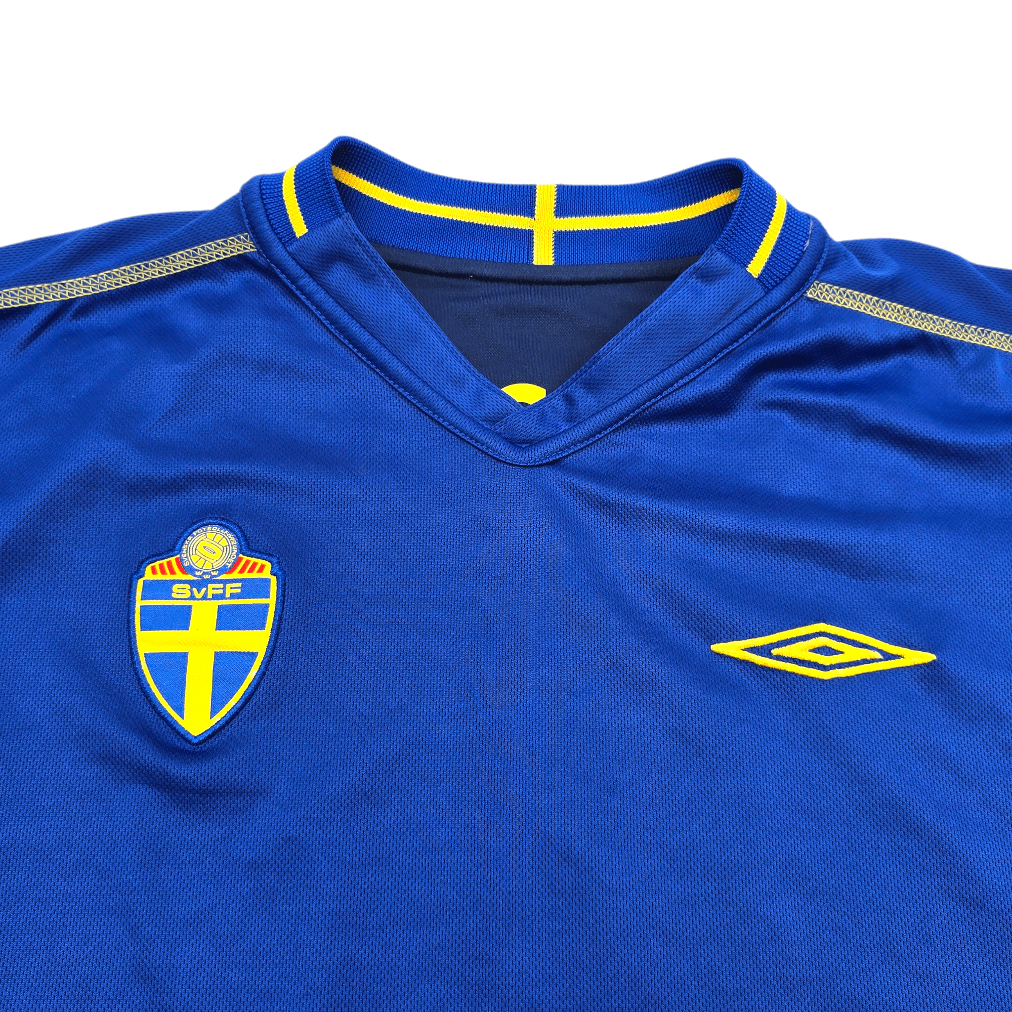 2003-05 Sweden Away Shirt (XL) Umbro - Henrik Larsson #11 - Reversible