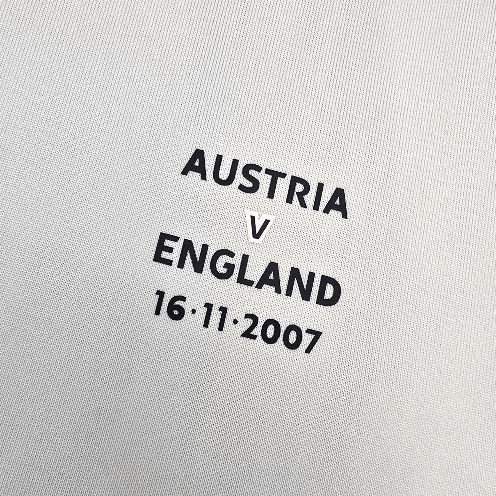 2007-09 England Home Shirt XL Umbro #4 Gerrard (BNWTs)