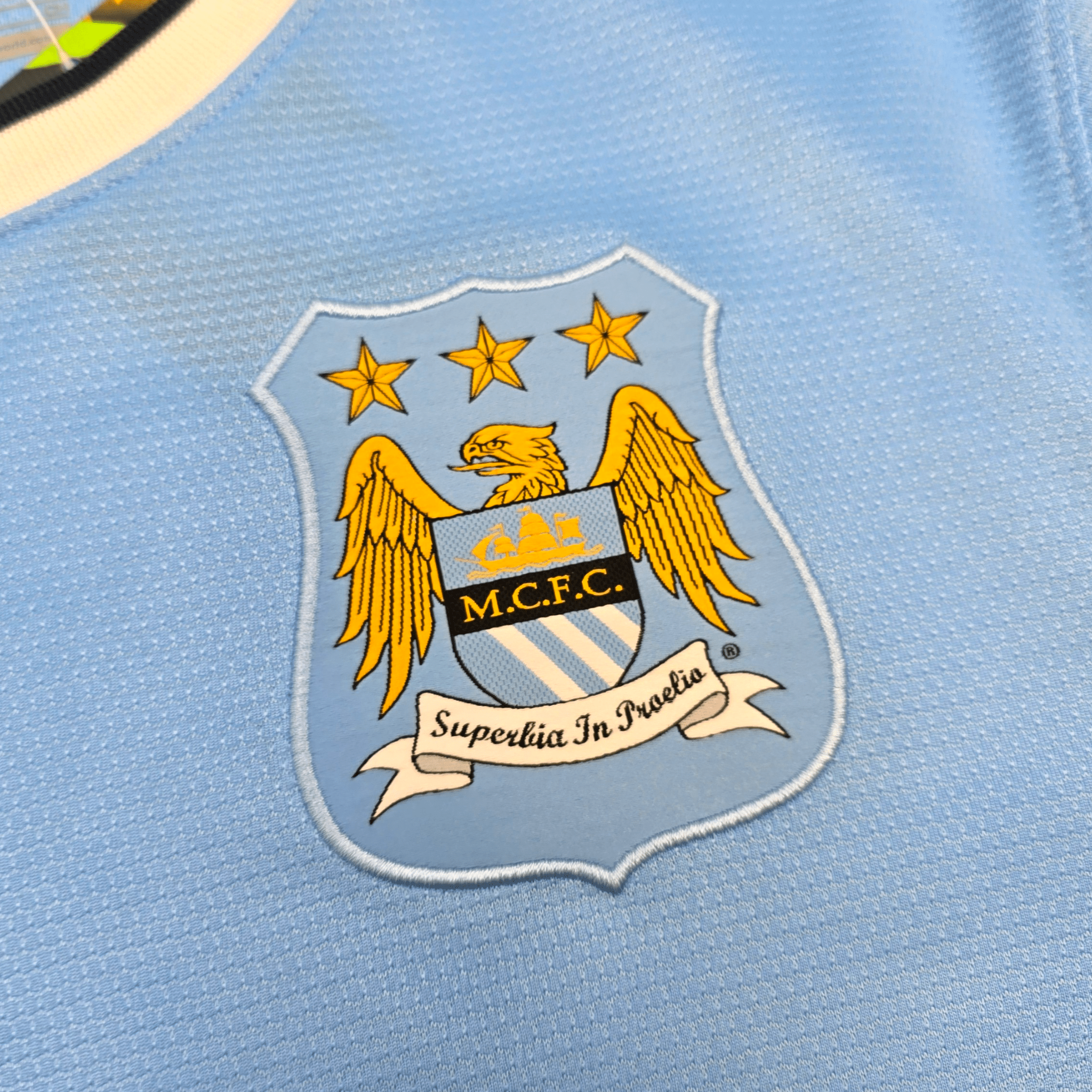 2013/14 Manchester City Home Shirt (S) Nike #25 Fernandinho