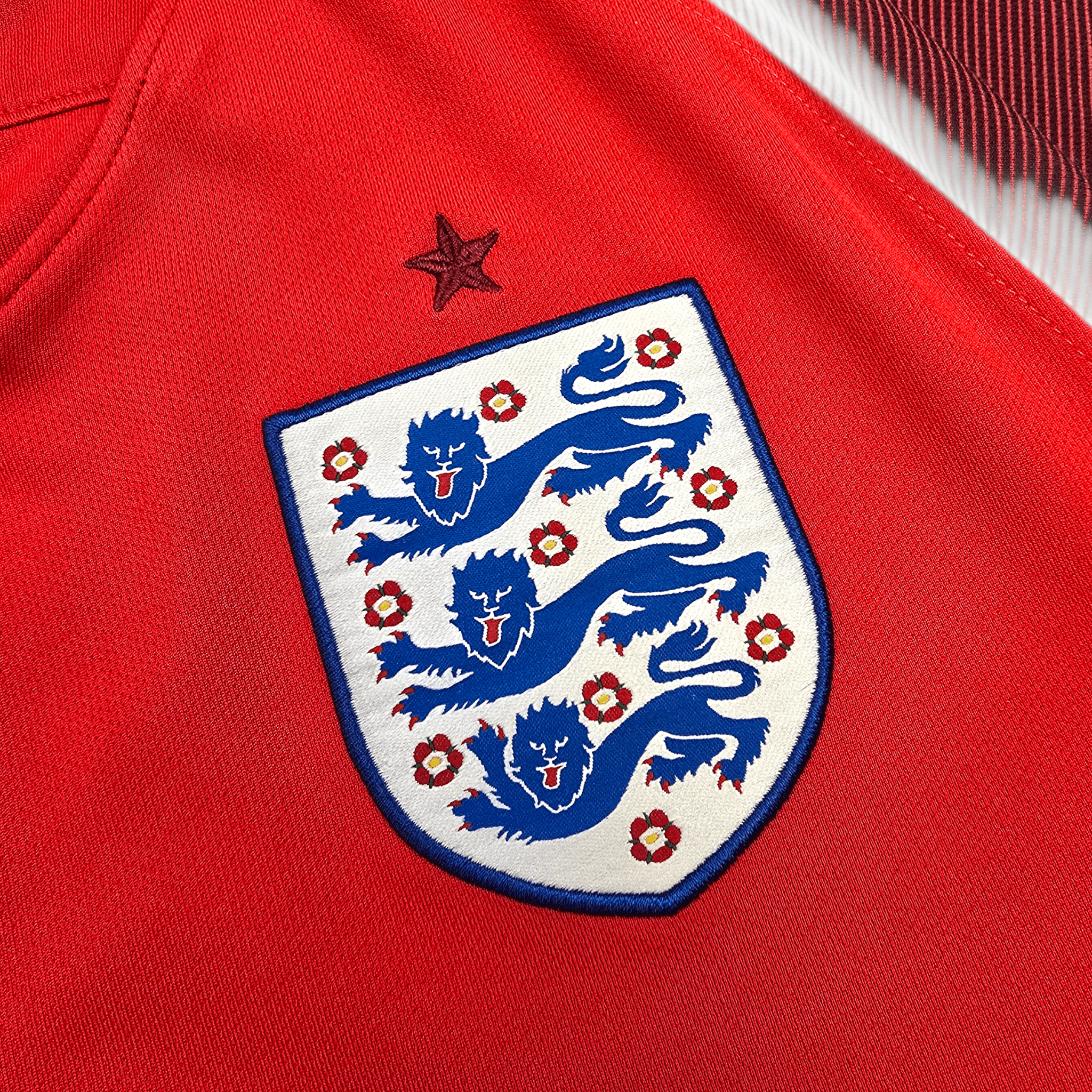 2016/17 England Away Shirt (L) Nike #10 Rooney - World Cup Qualifiers