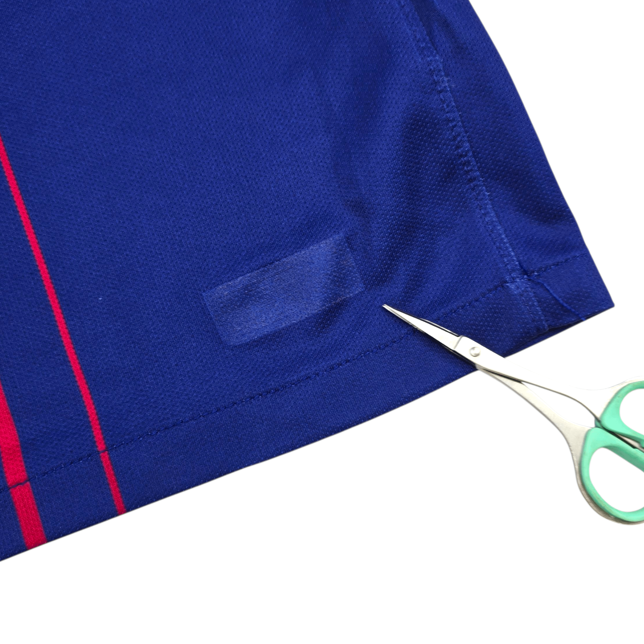 2017/18 Barcelona Home Football Shirt (M) Nike #8 Iniesta