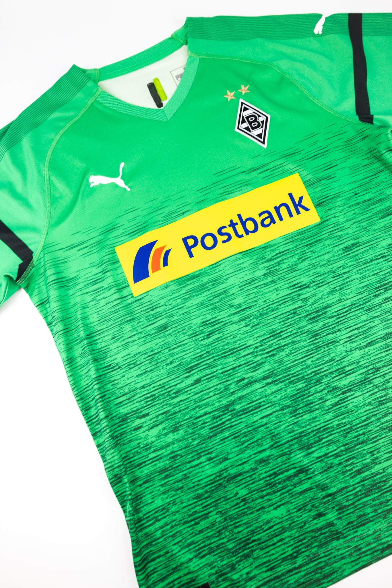 Borussia Monchengladbach 2018-19 Football Shirt (Large)