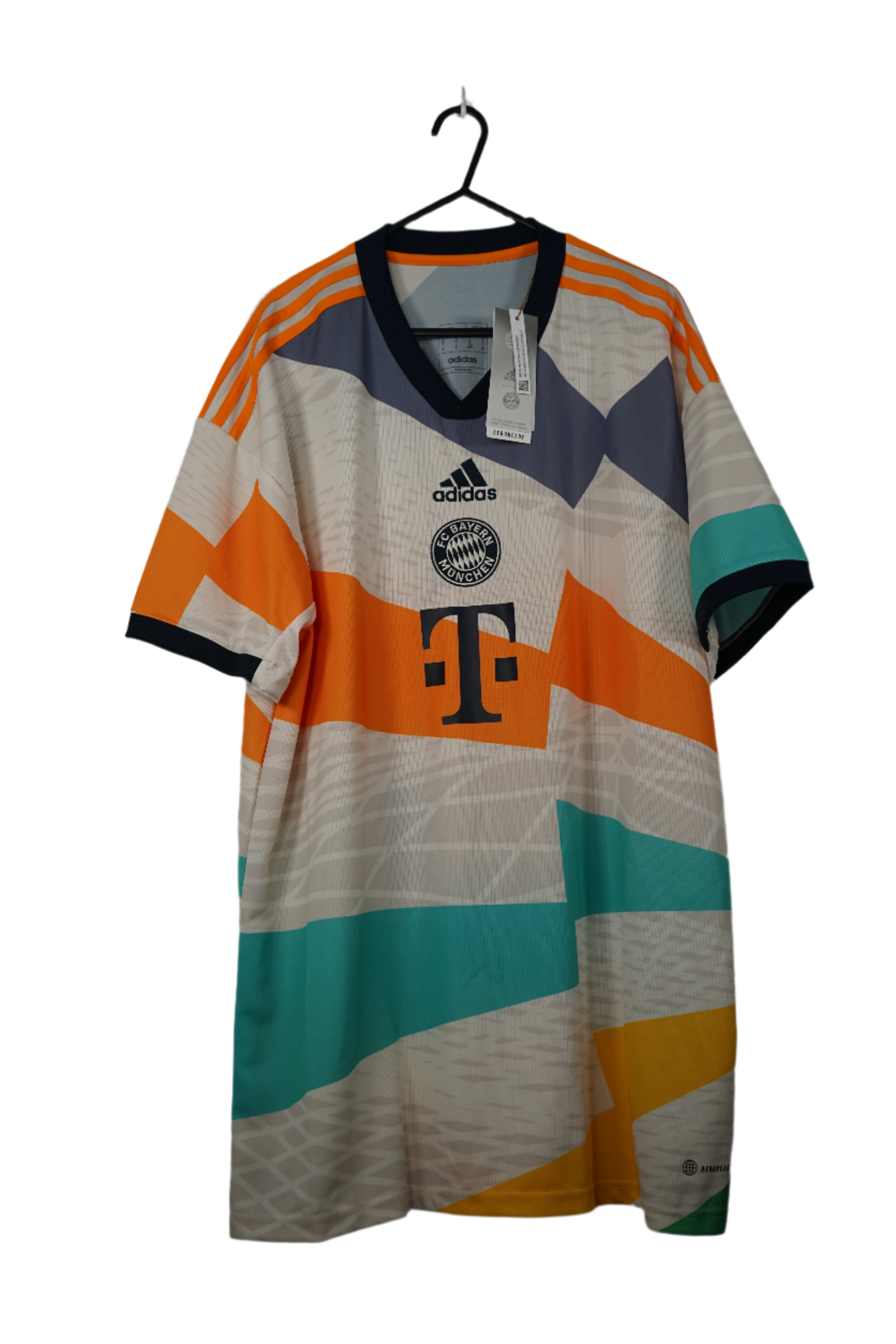 Bayern Munich 'Olympiastadion' Fourth Kit 22/23 - XL