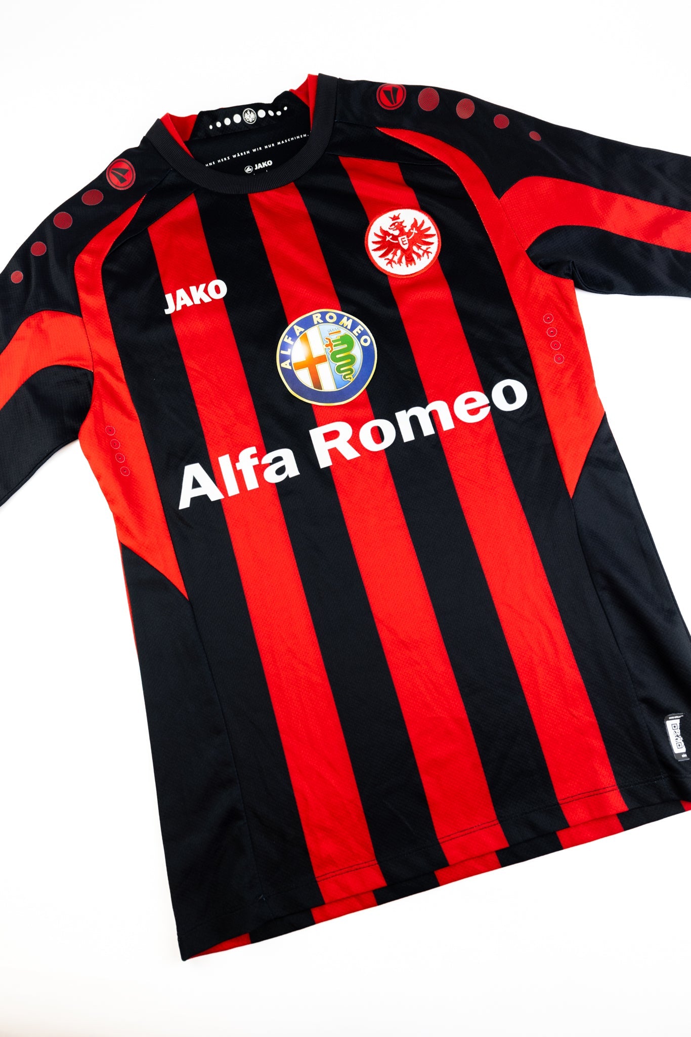Eintracht Frankfurt 2013-14 Football Shirt (Small)