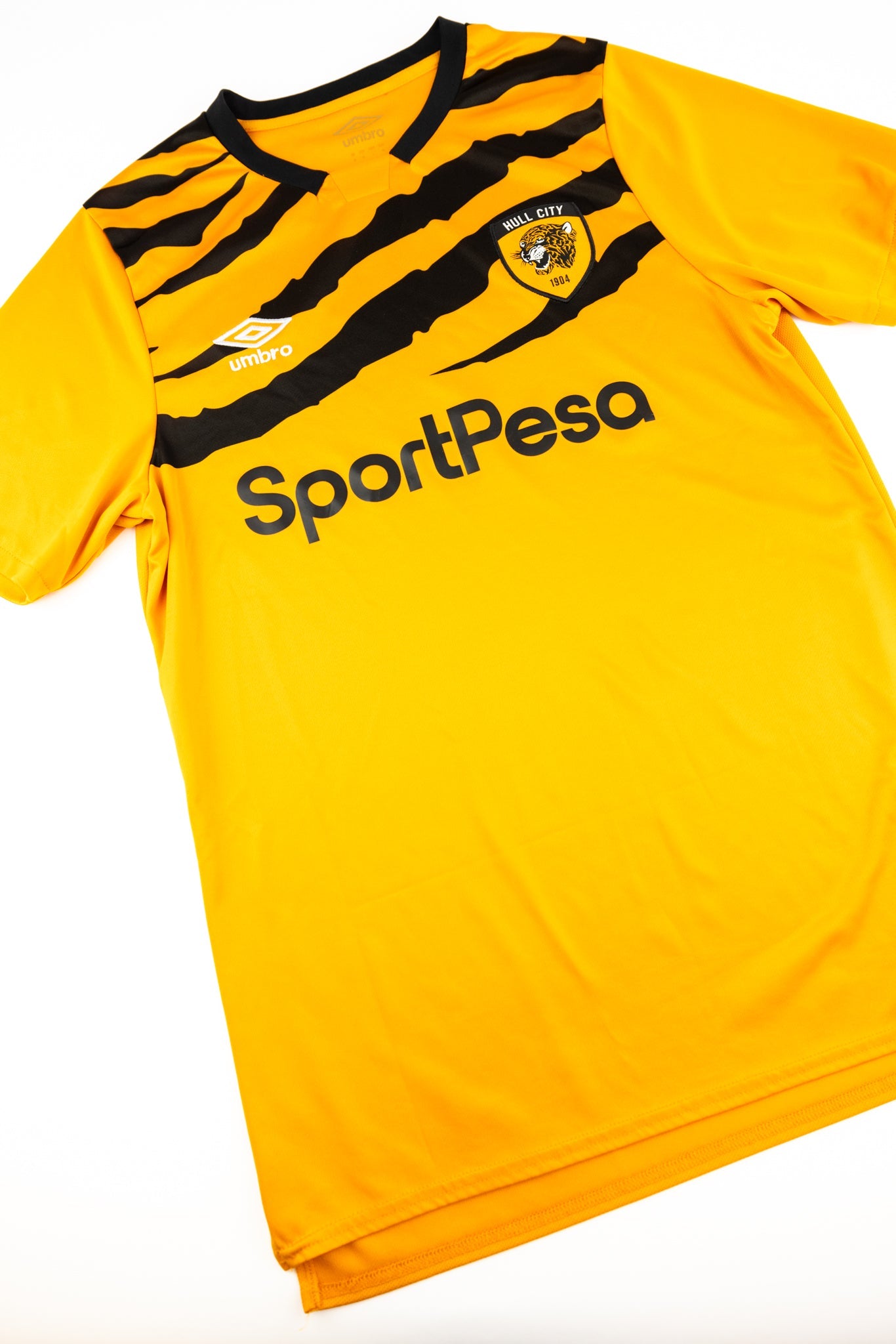 Hull City AFC 2019-20 Football Shirt (Medium)