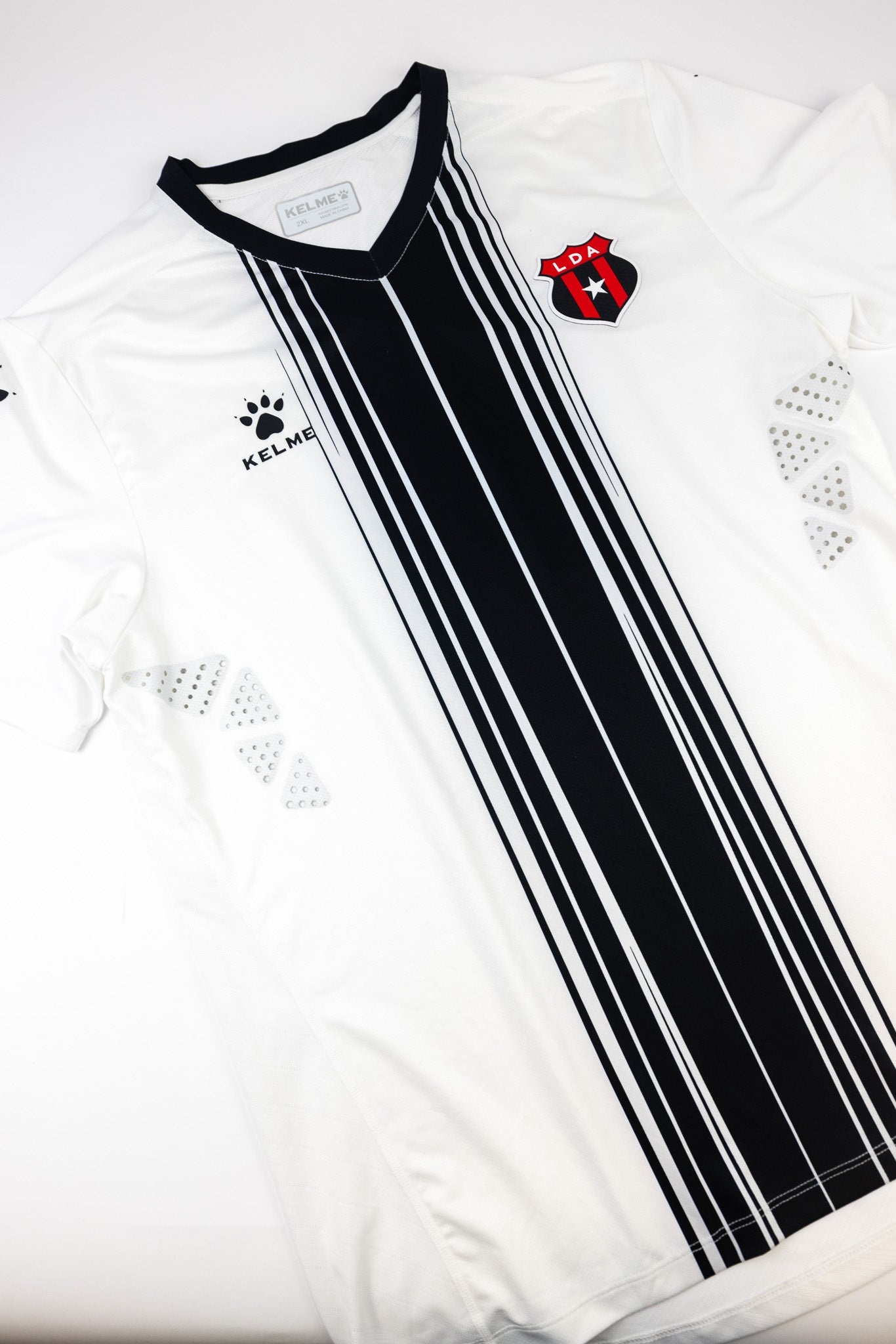 LDA 2020's Football Shirt (XL)