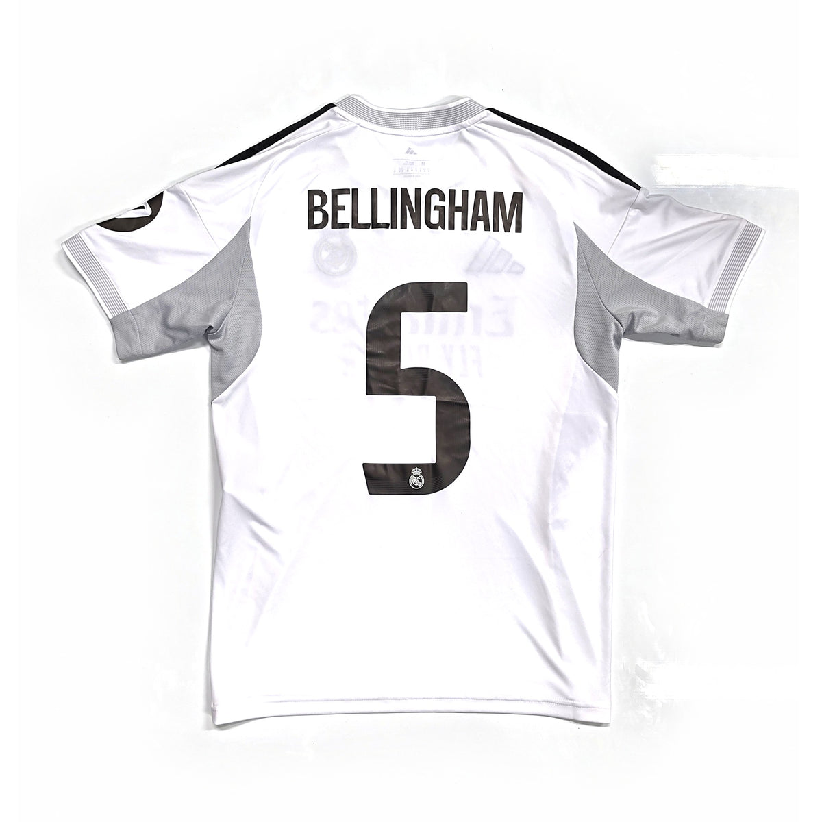 Real Madrid 2025/26 home shirt, back with Bellingham 5 print